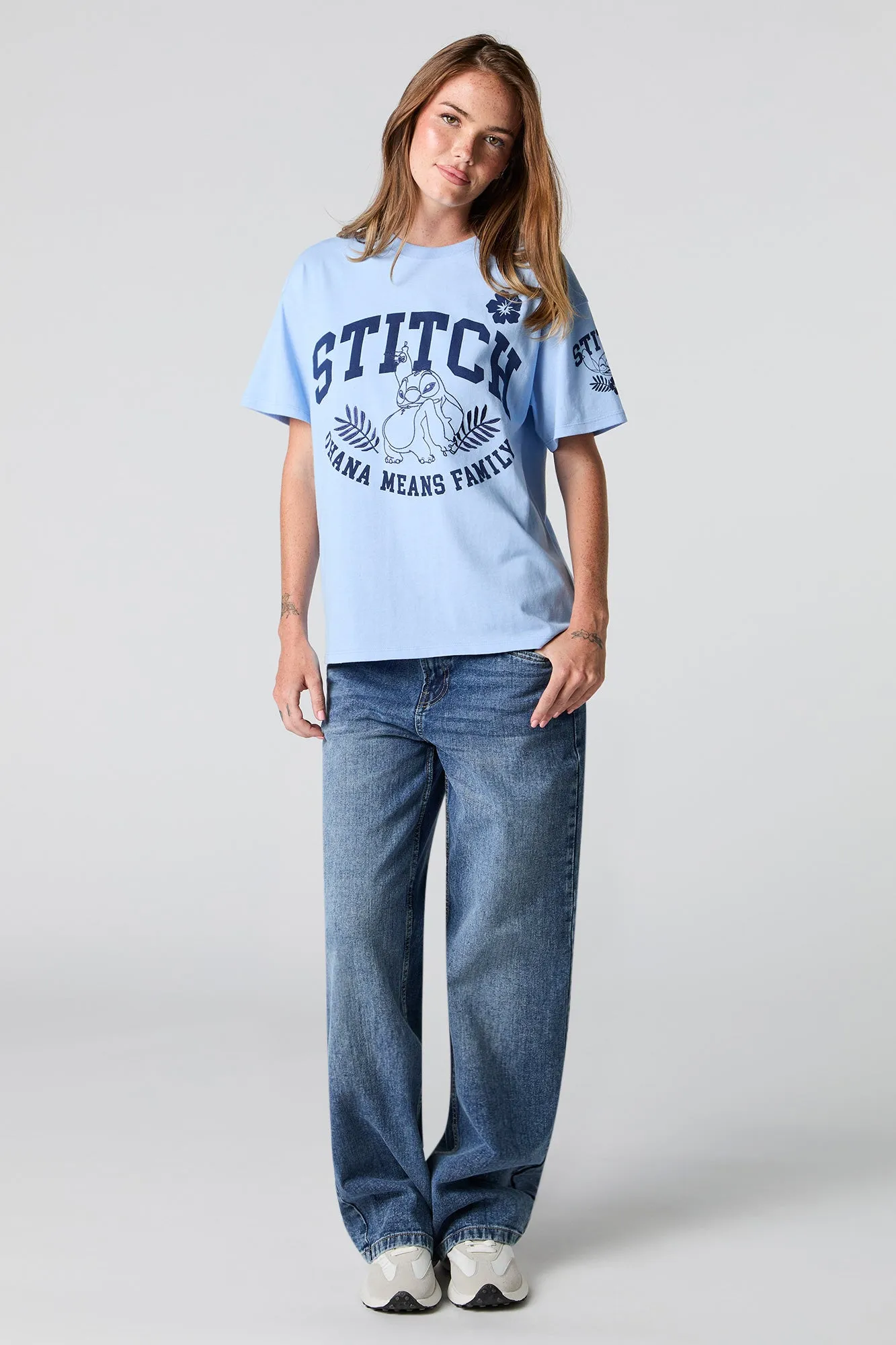 T-shirt coupe garçonne à imprimé Stitch Ohana Means Family sold by Urban Planet product image thumbnail 3