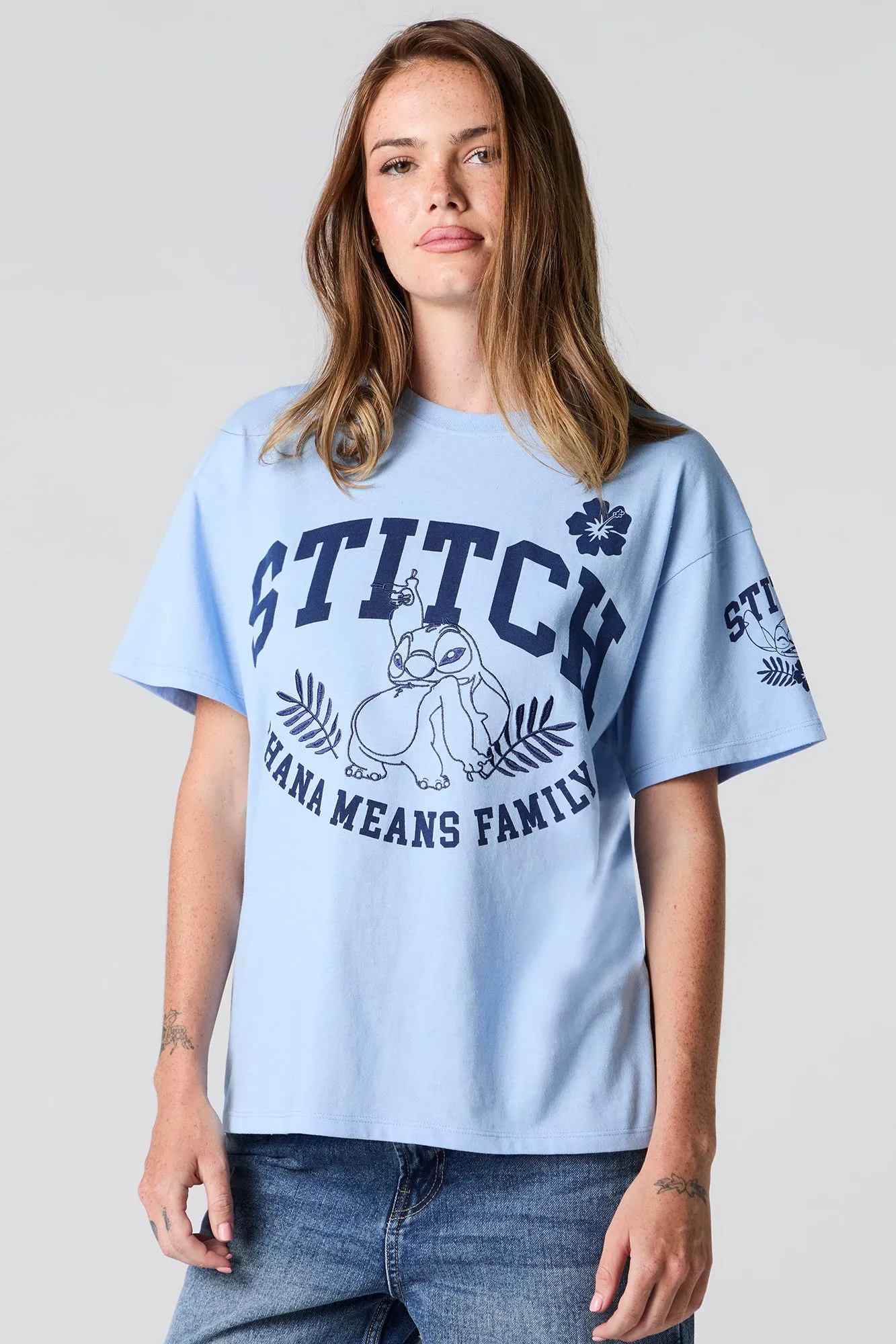 T-shirt coupe garçonne à imprimé Stitch Ohana Means Family sold by Urban Planet