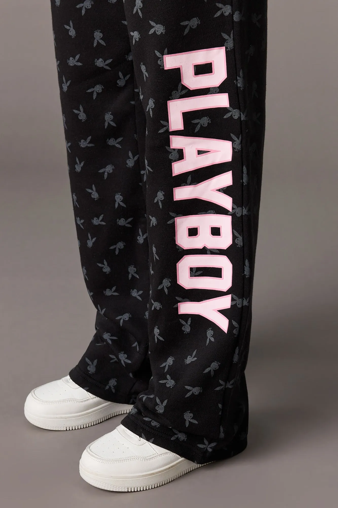 Pantalon en molleton à jambe large Playboy sold by Urban Planet product image thumbnail 5