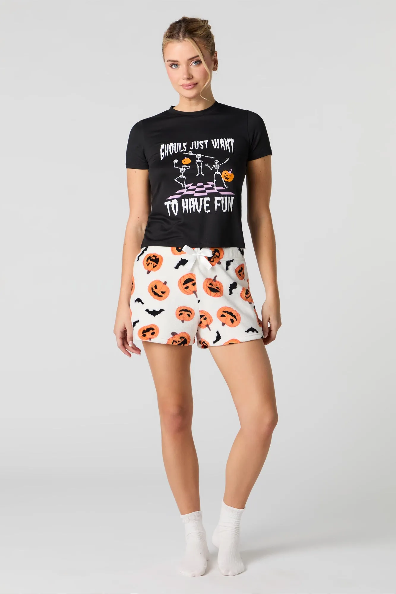 Ensemble-pyjama 2 pièces t-shirt et short Halloween sold by Urban Planet product image thumbnail 4