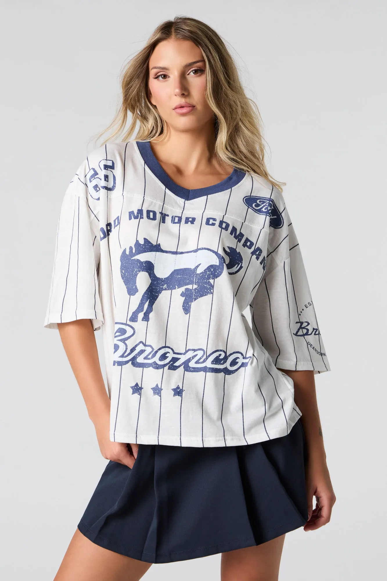 Jersey à imprimé Ford Bronco sold by Urban Planet