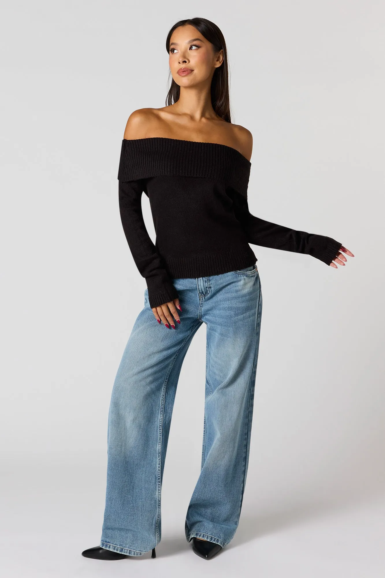 Chandail pelucheux à épaules dénudées sold by Urban Planet product image thumbnail 4