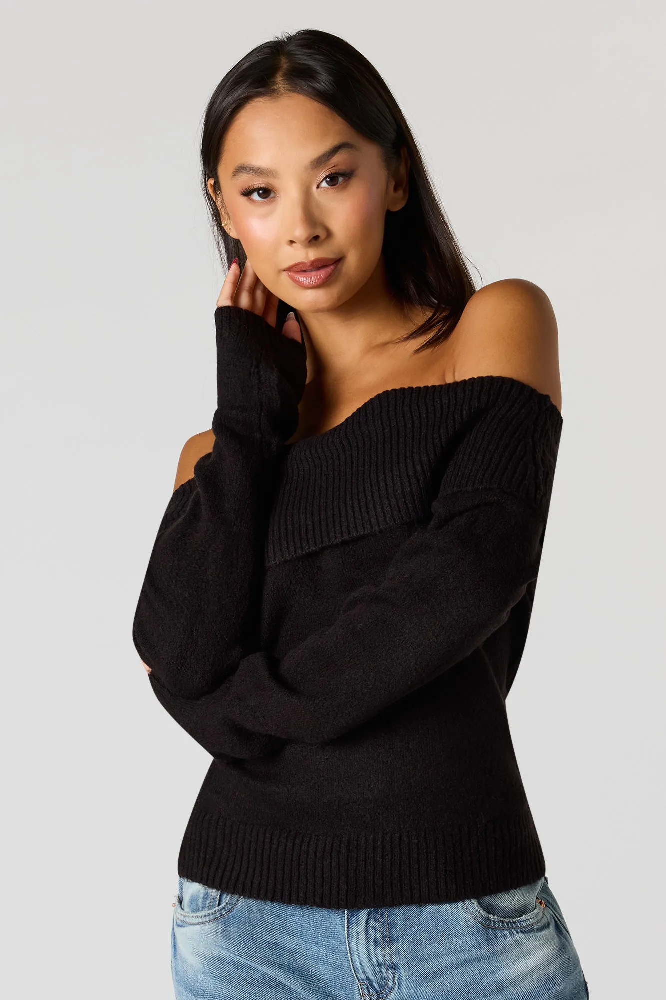 Chandail pelucheux à épaules dénudées sold by Urban Planet product image thumbnail 2