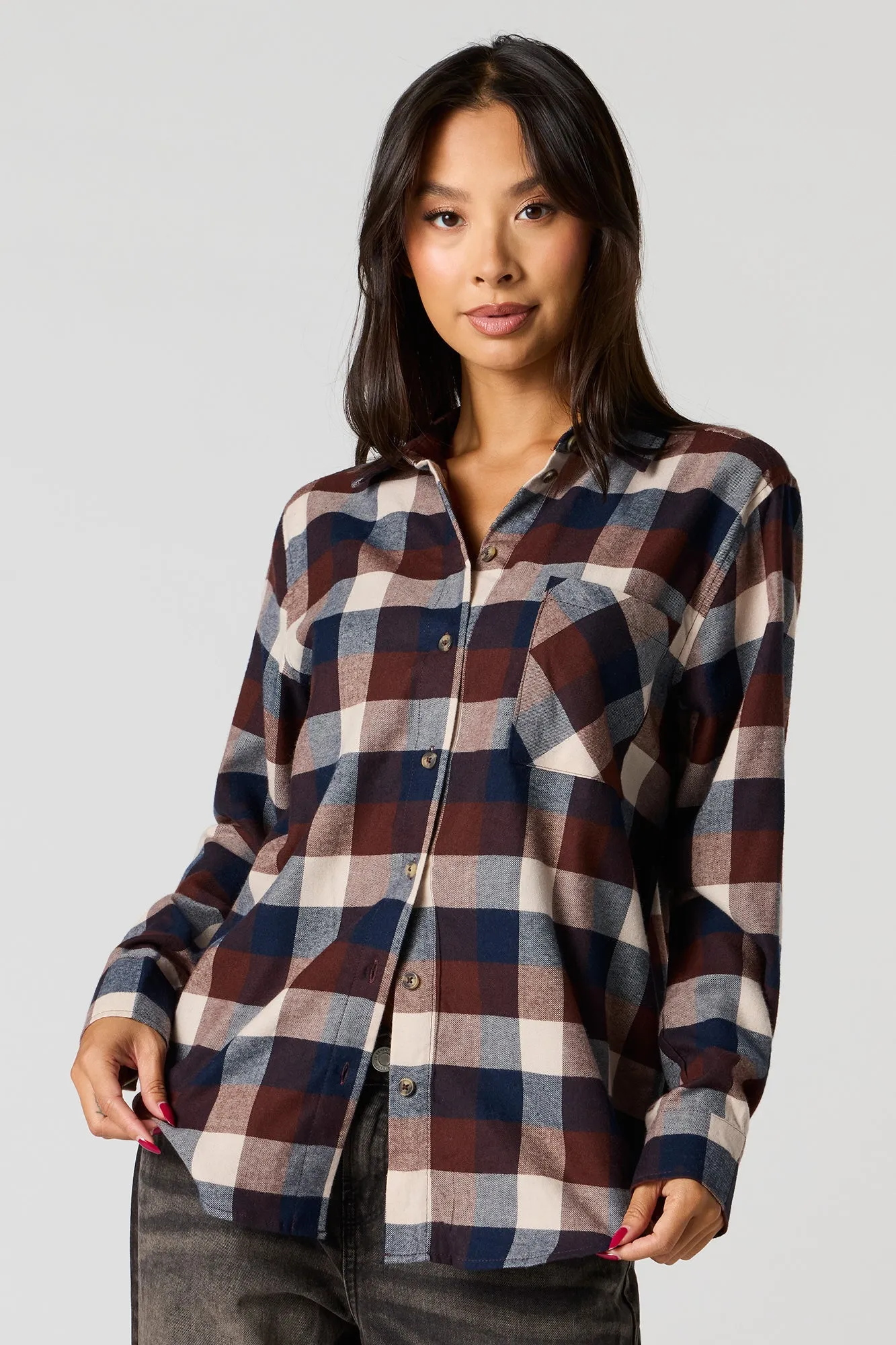 Haut boutonné en flanelle avec motif brodé sold by Urban Planet product image thumbnail 5