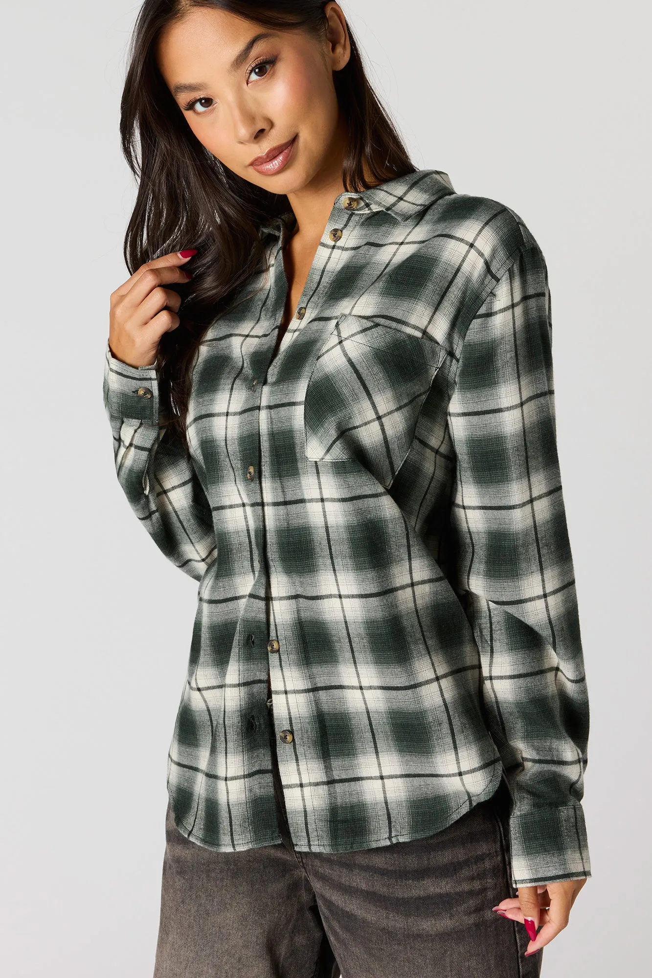 Haut boutonné en flanelle avec motif brodé sold by Urban Planet product image thumbnail 2