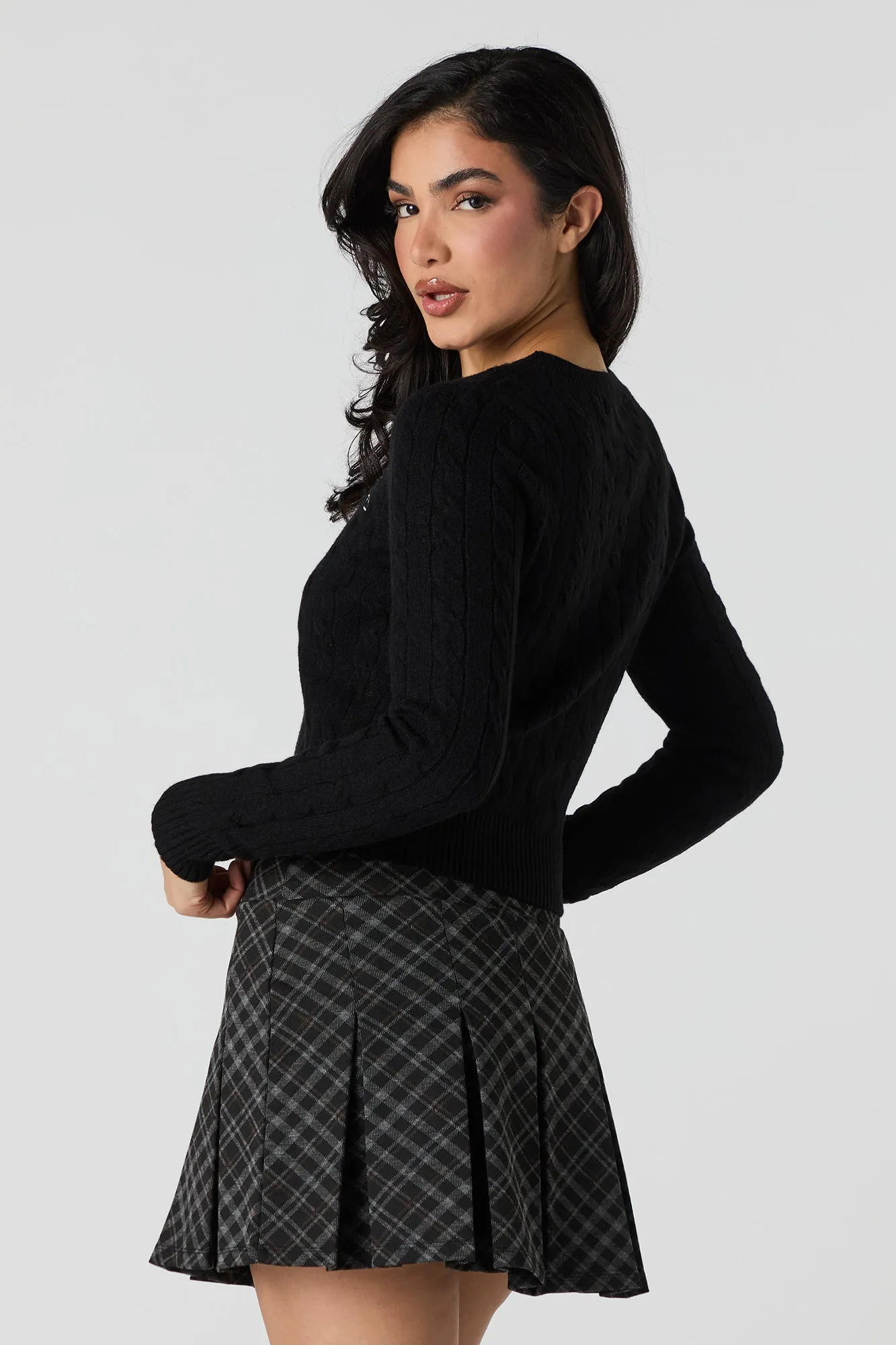 Chandail en tricot mailles torsadées et broderie sold by Urban Planet product image thumbnail 3