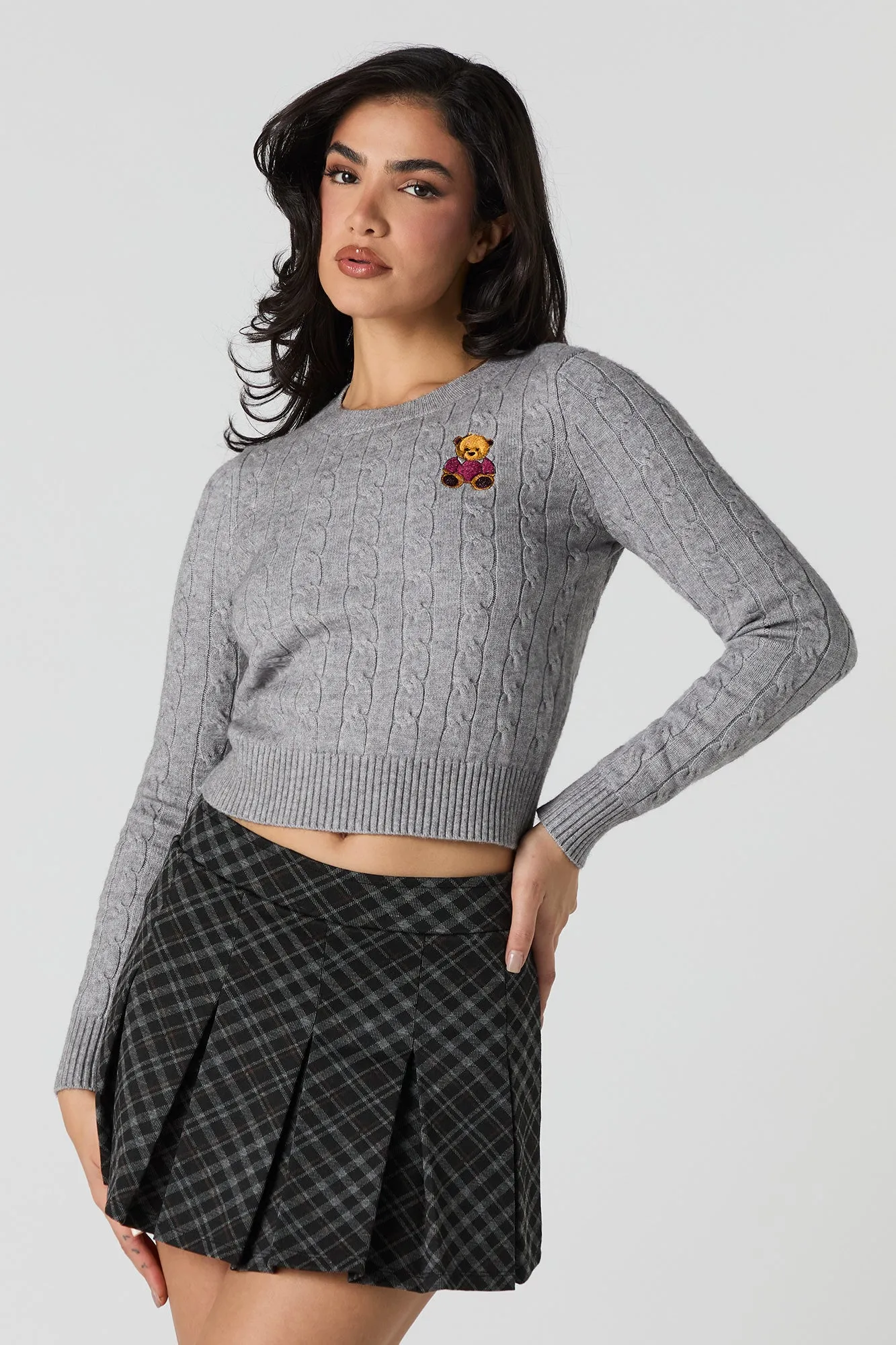 Chandail en tricot mailles torsadées et broderie sold by Urban Planet product image thumbnail 5