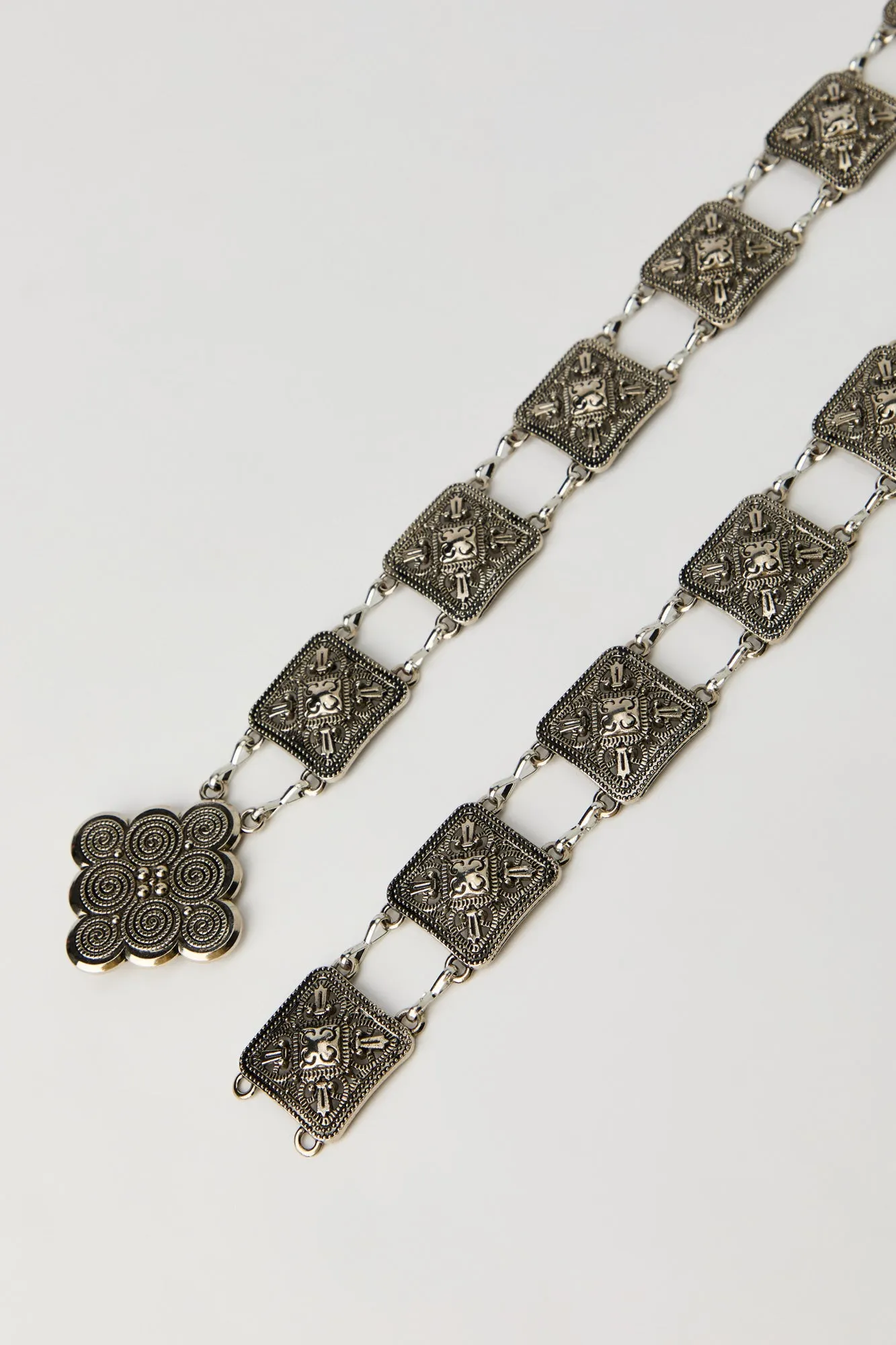 Embossed Square Chain Belt sold by Urban Planet product image thumbnail 2