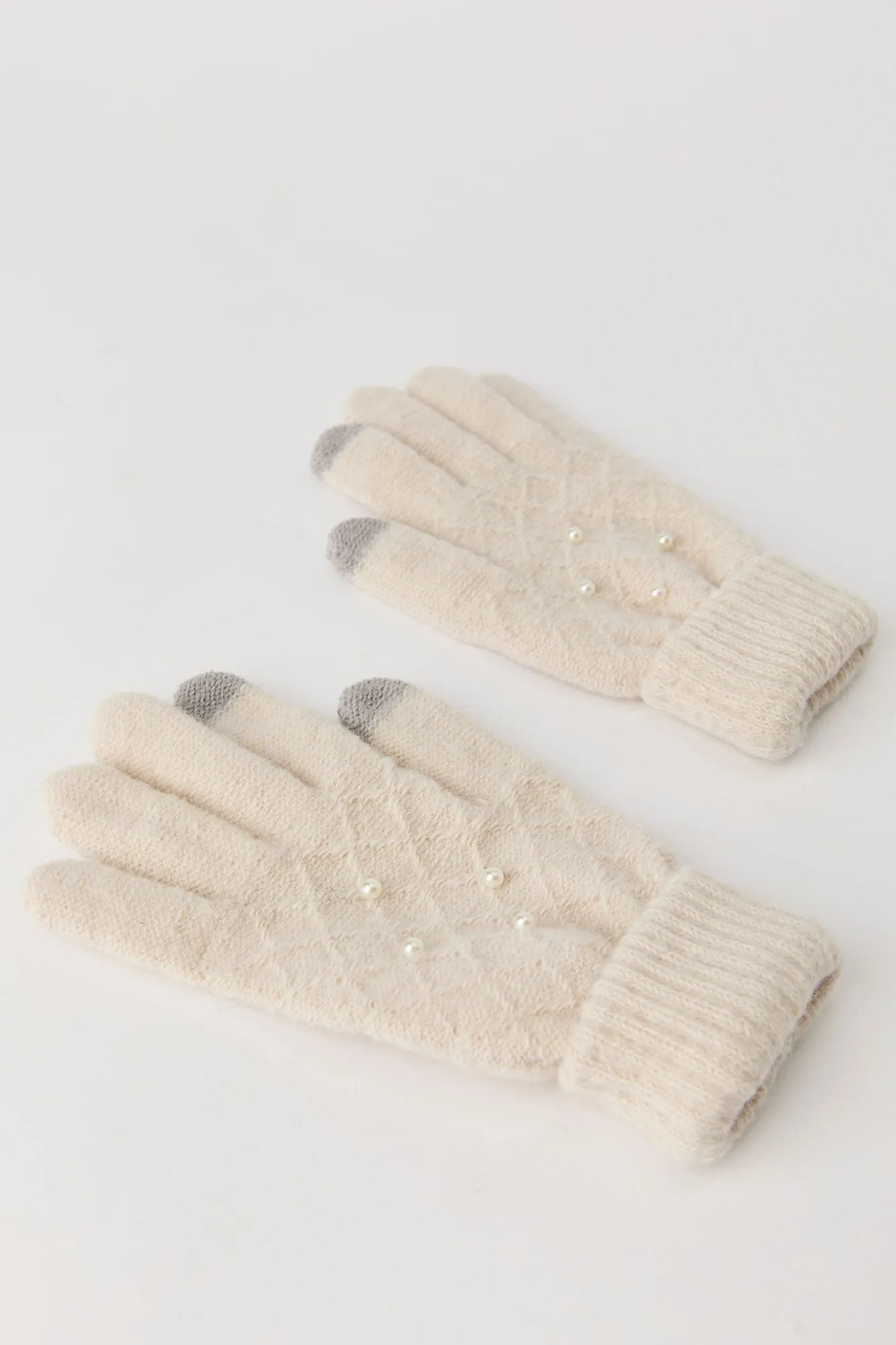 Faux Pearl Hat & Glove Set (3 Pcs) sold by Urban Planet product image thumbnail 4
