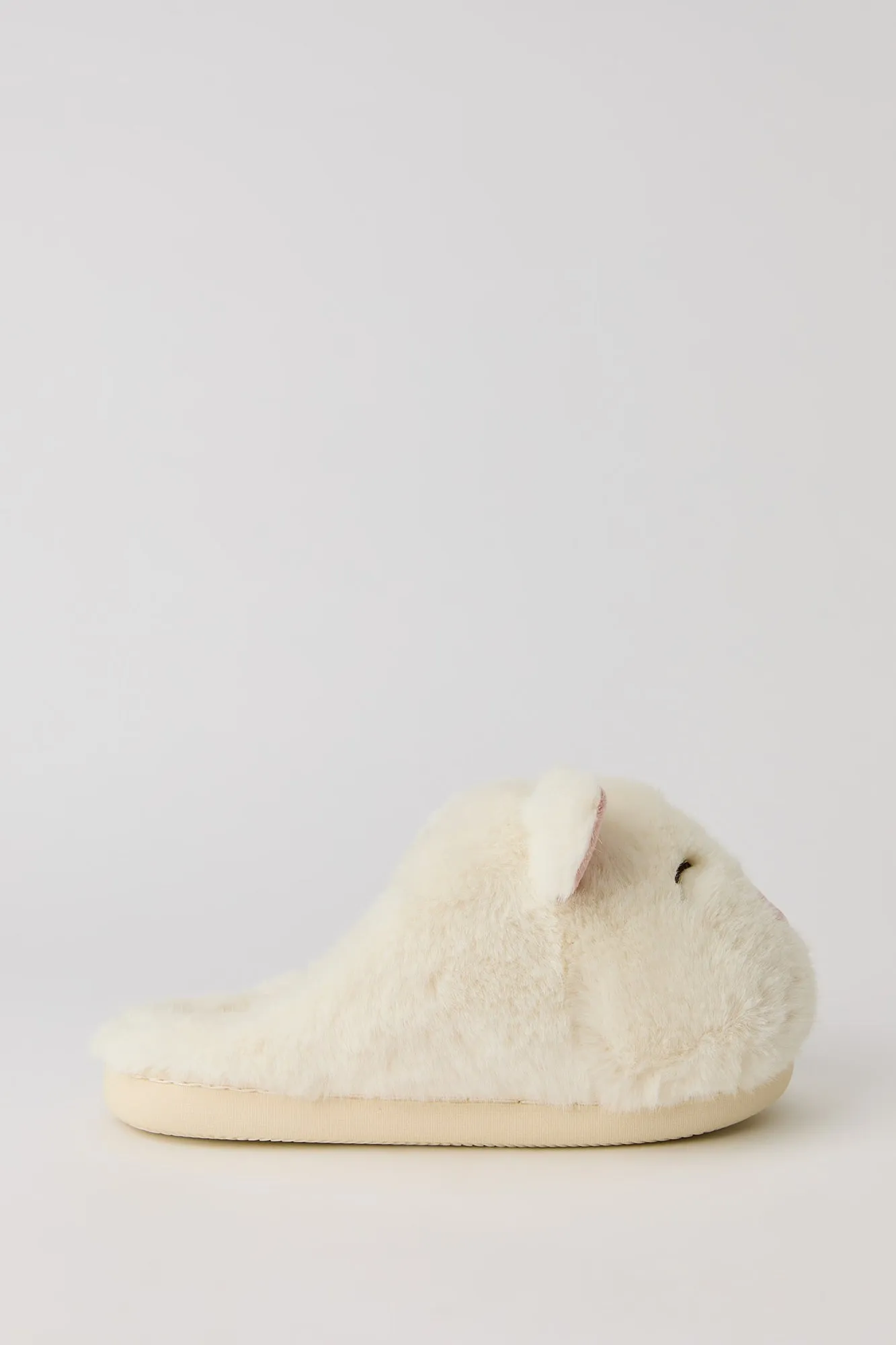 Pantoufles en peluche cochon sold by Urban Planet product image thumbnail 2