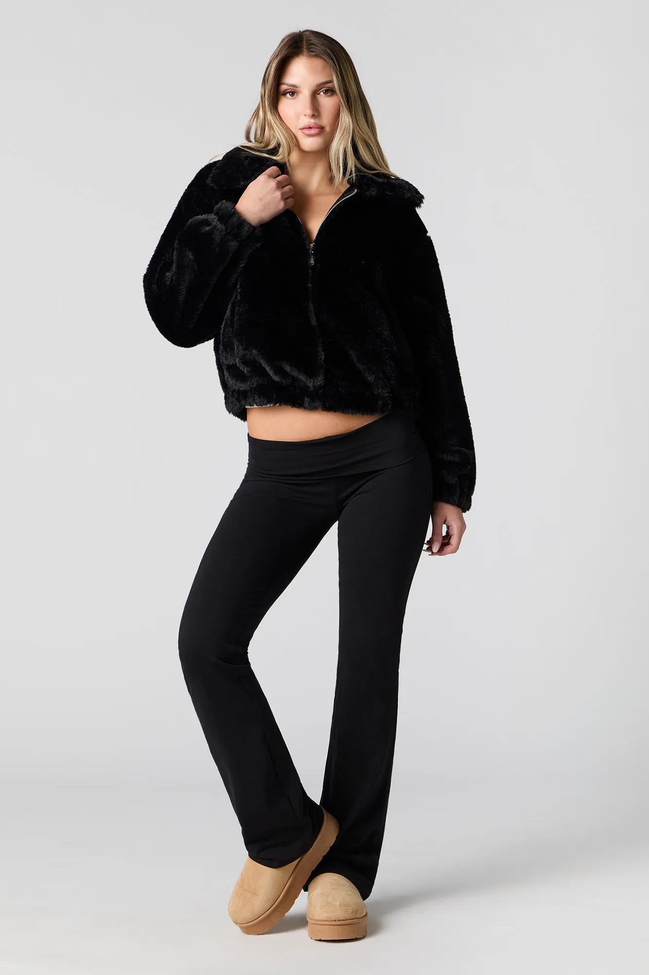 Blouson aviateur en similifourrure avec col sold by Urban Planet product image thumbnail 4