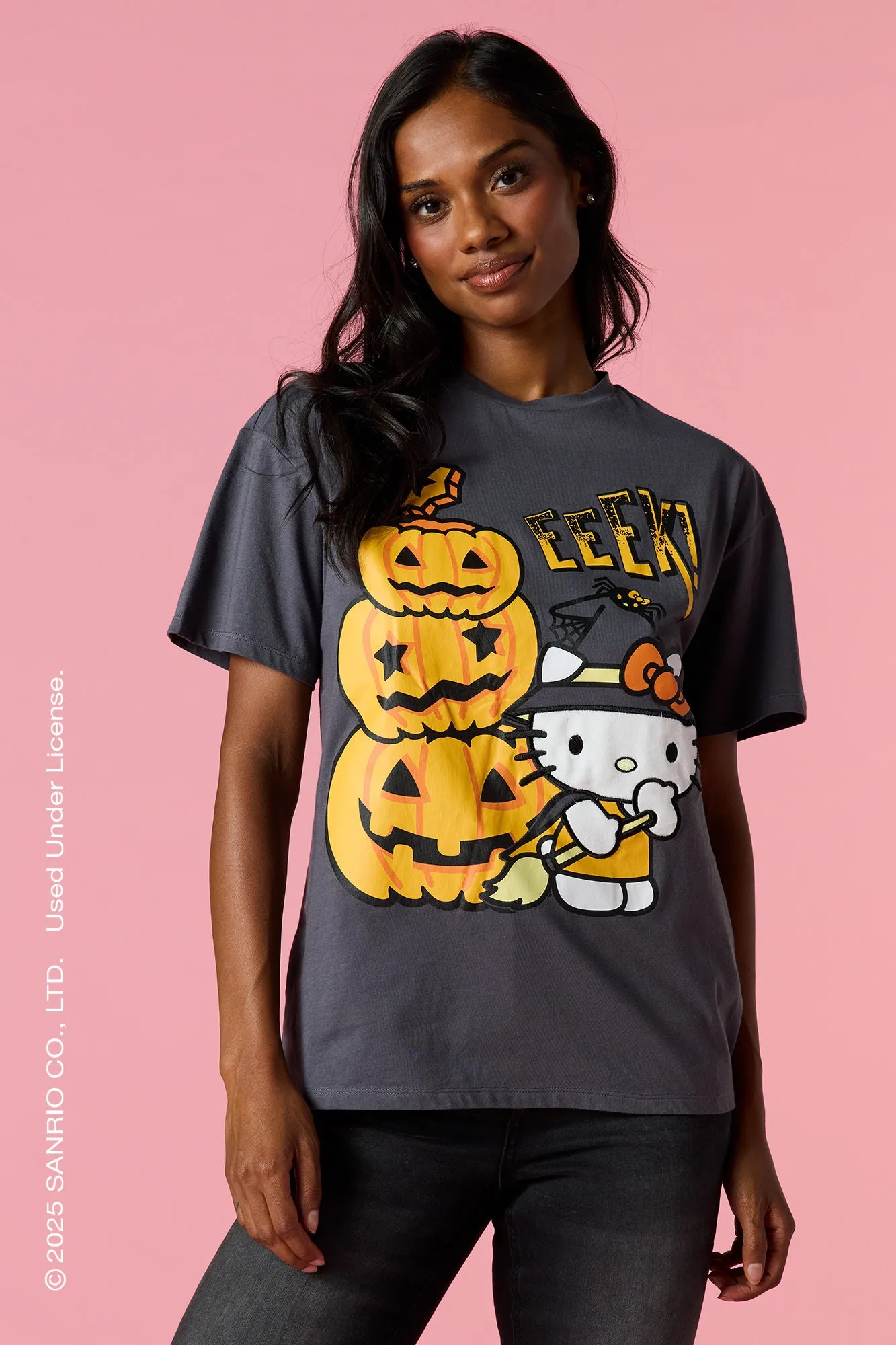T-shirt à imprimé Hello Kitty® Halloween sold by Urban Planet