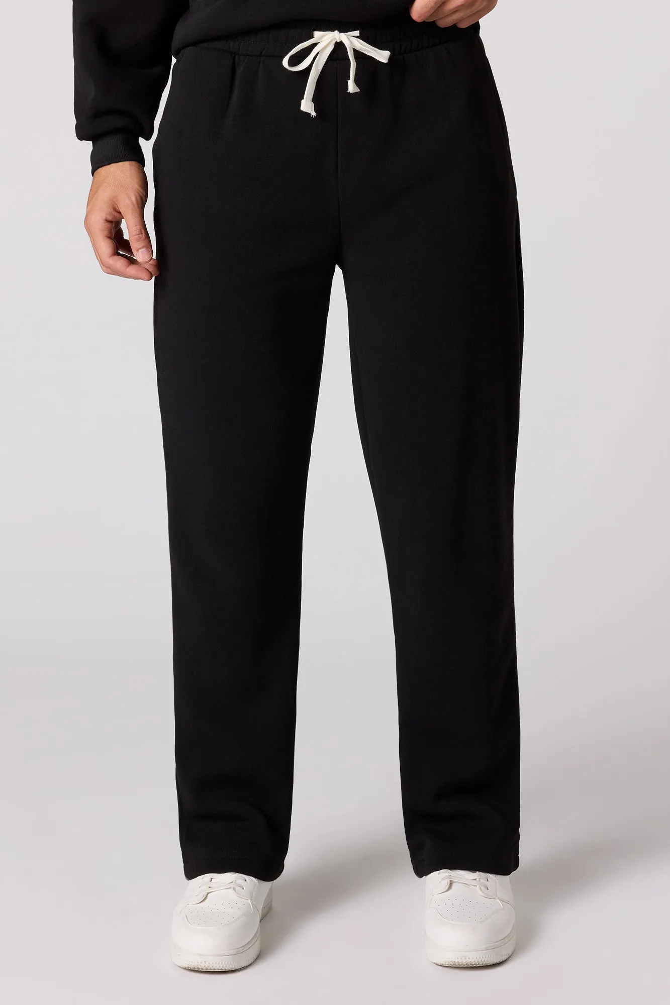 Pantalon d'entraînement en molleton classique sold by Urban Planet product image thumbnail 2