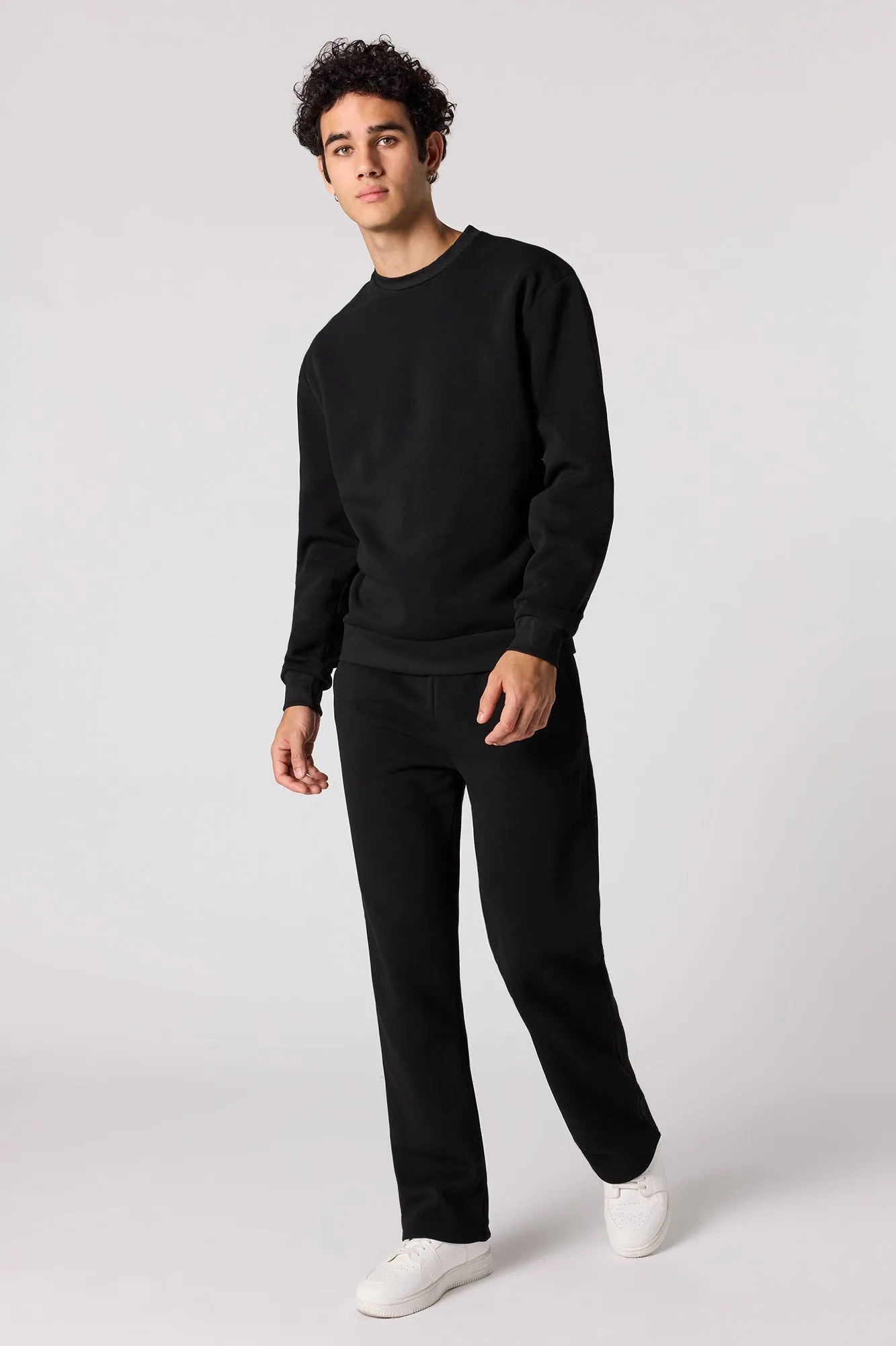 Chandail en molleton classique sold by Urban Planet product image thumbnail 4