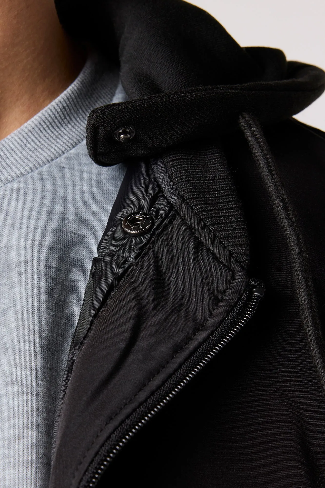 Blouson aviateur à capuchon sold by Urban Planet product image thumbnail 5