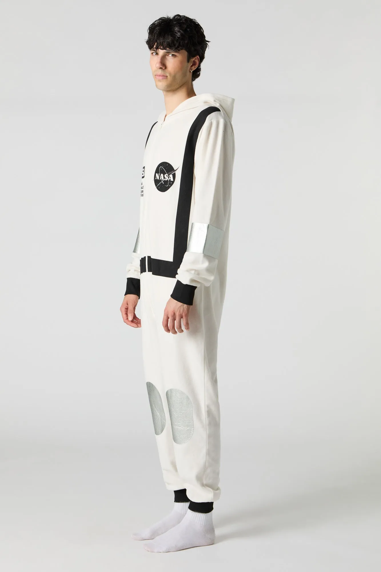 Combinaison en molleton polaire à imprimé NASA sold by Urban Planet product image thumbnail 2