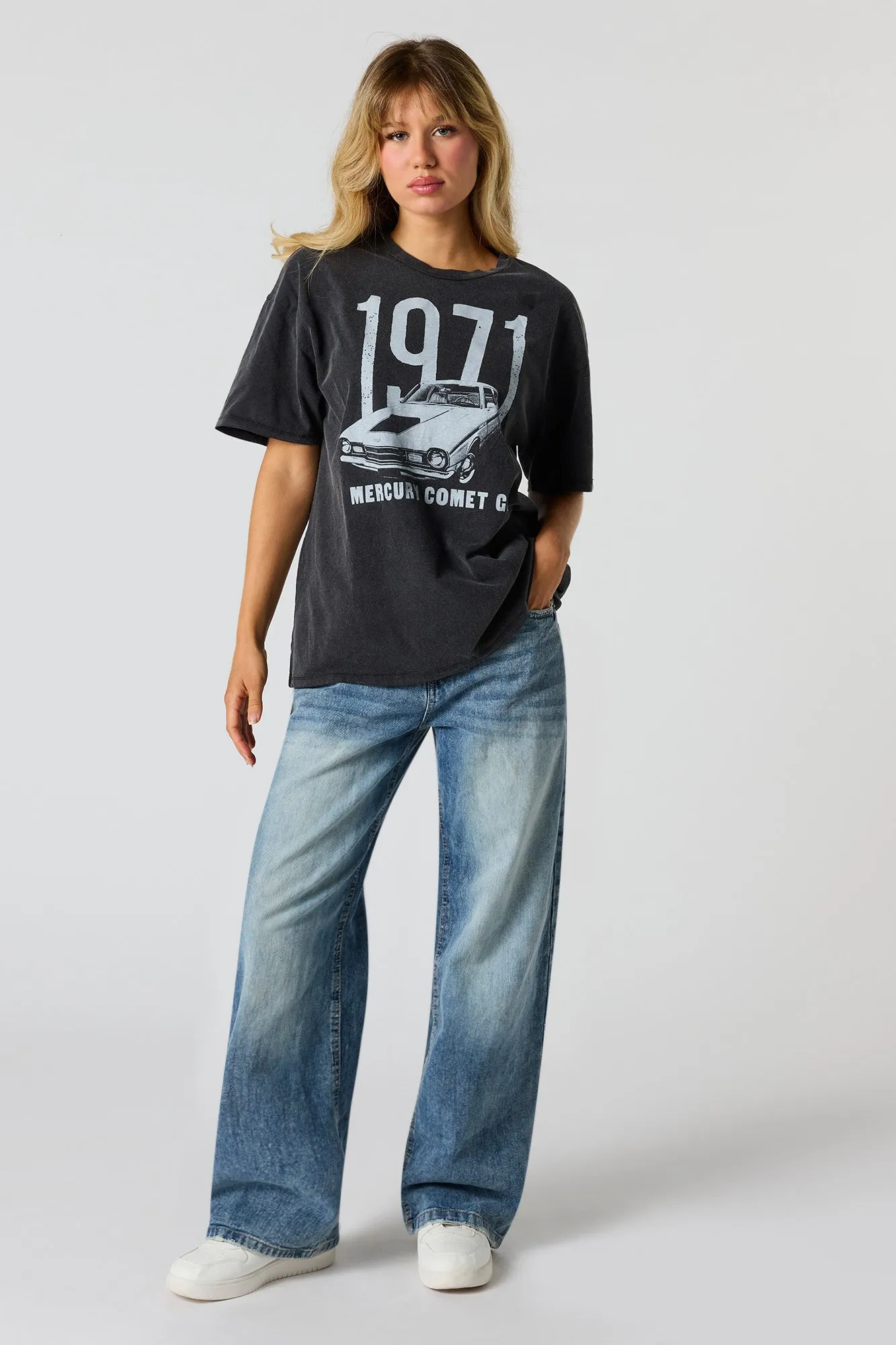 T-shirt de coupe garçonne à imprimé délavé Mercury Comet sold by Urban Planet product image thumbnail 3