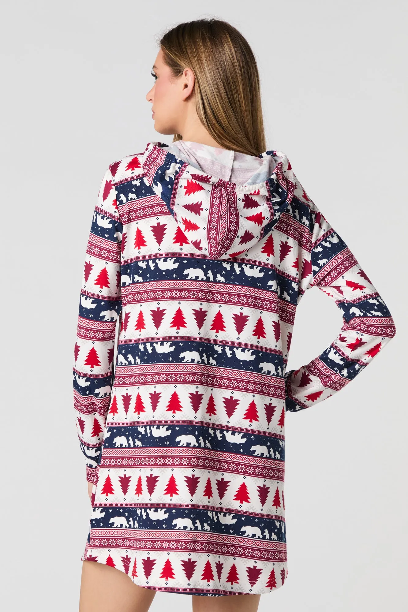 Robe-pyjama pour la famille à imprimé Clan Confort pour femmes sold by Urban Planet product image thumbnail 2