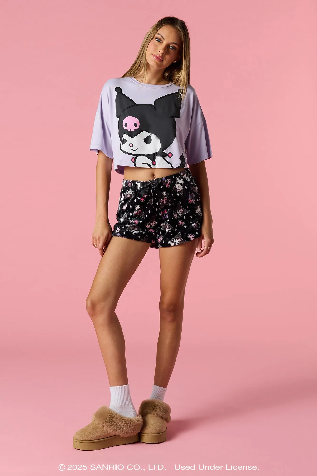 Ensemble pyjama avec t-shirt et short à imprimé Kuromi sold by Urban Planet product image thumbnail 3