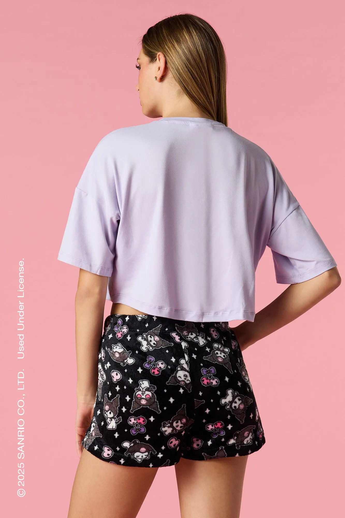 Ensemble pyjama avec t-shirt et short à imprimé Kuromi sold by Urban Planet product image thumbnail 2