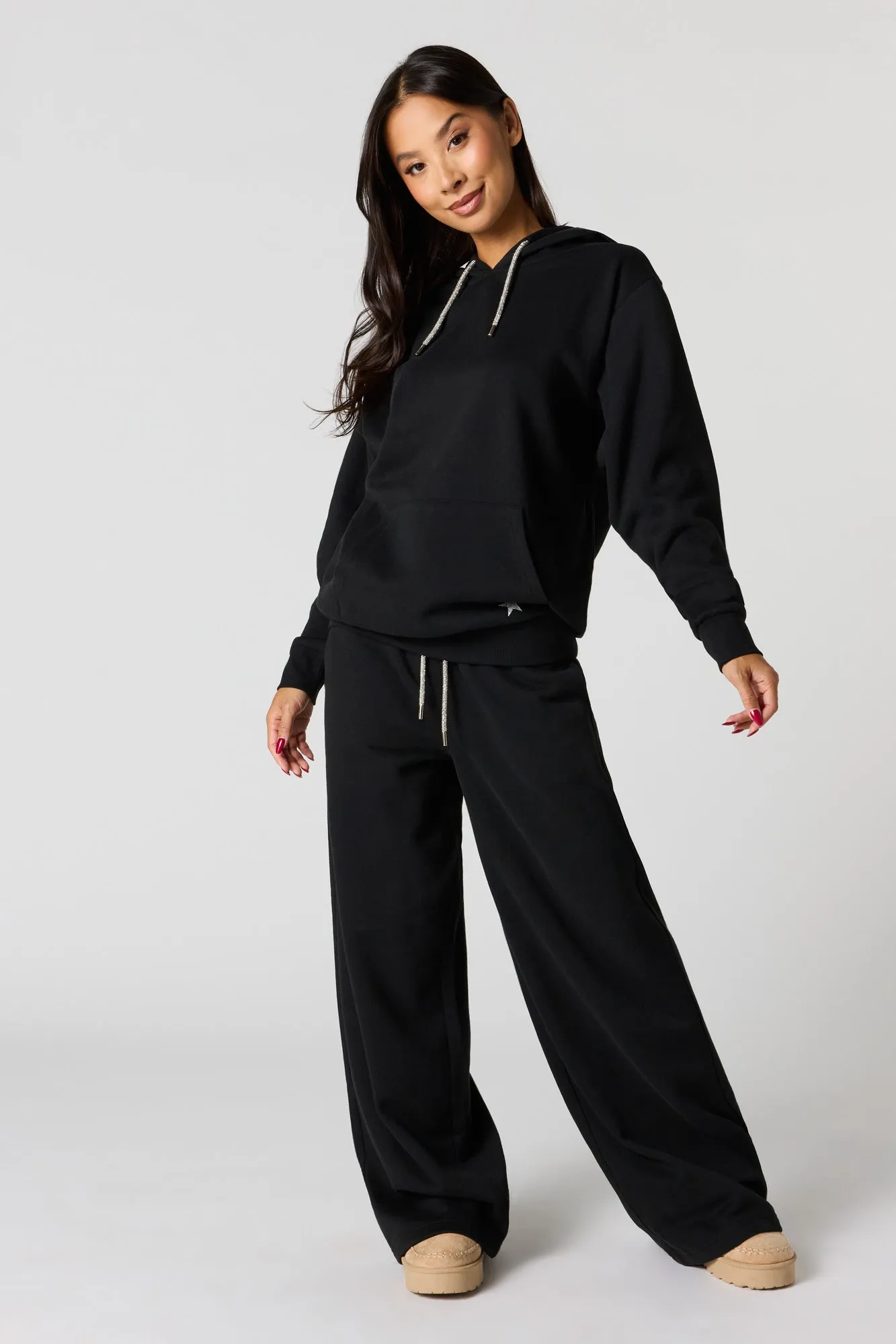 Star Graphic Fleece Wide Leg Sweatpant sold by Urban Planet product image thumbnail 4