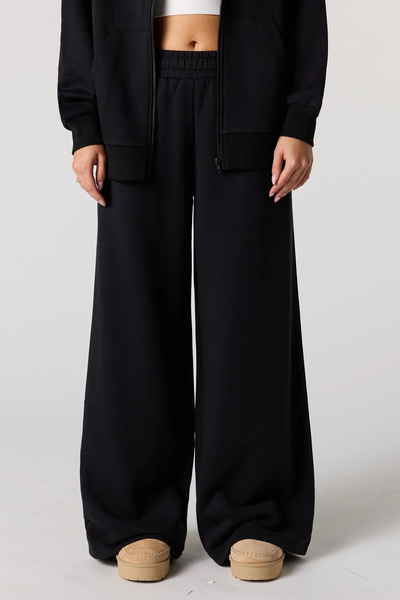 Ultra Wide Leg Fleece Sweatpant sold by Urban Planet product image thumbnail 5