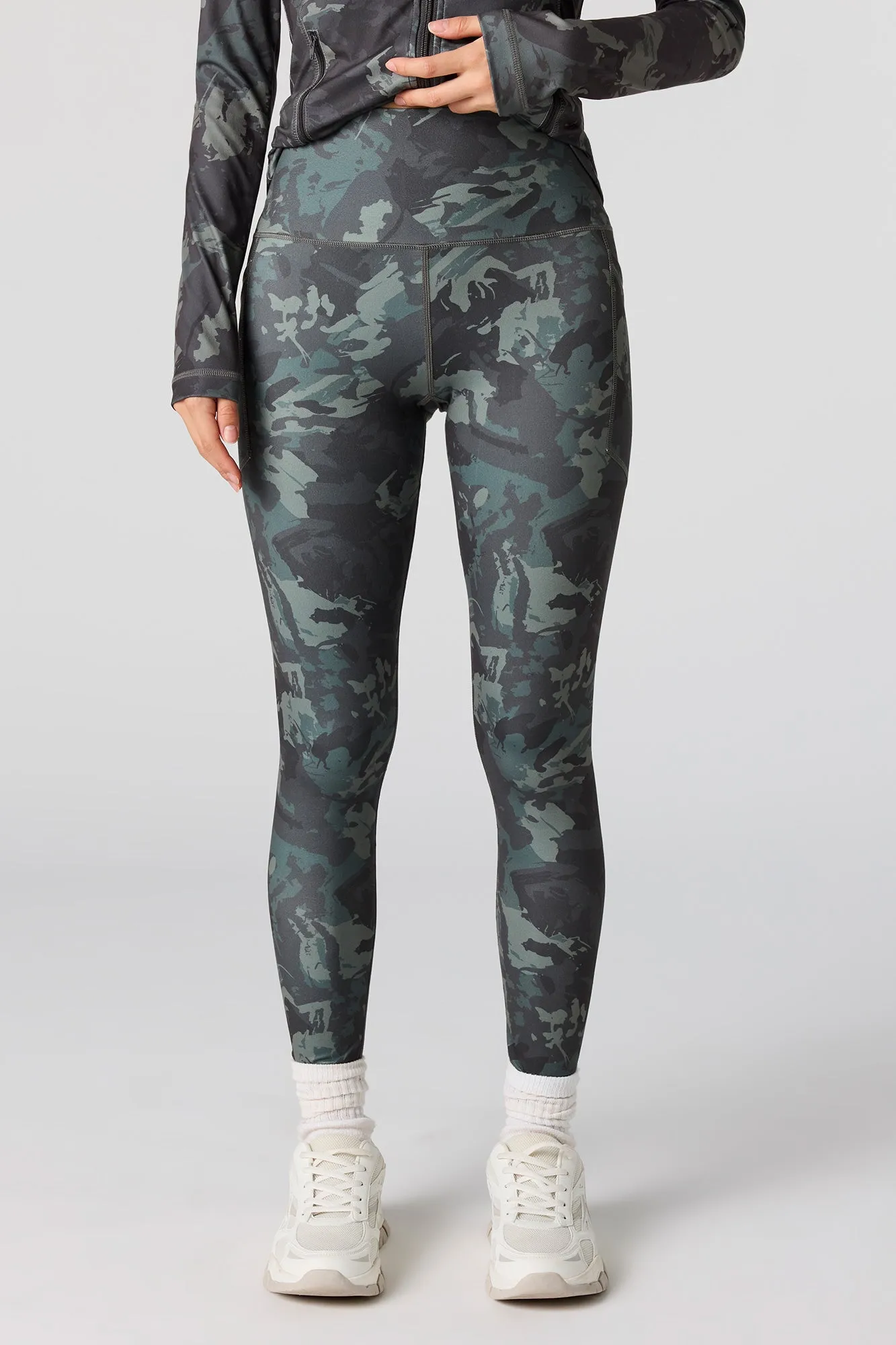 Active Legging sold by Urban Planet product image thumbnail 2