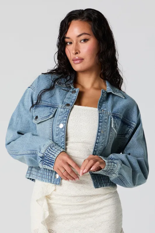 Blouson en denim avec ourlet cintré sold by Urban Planet