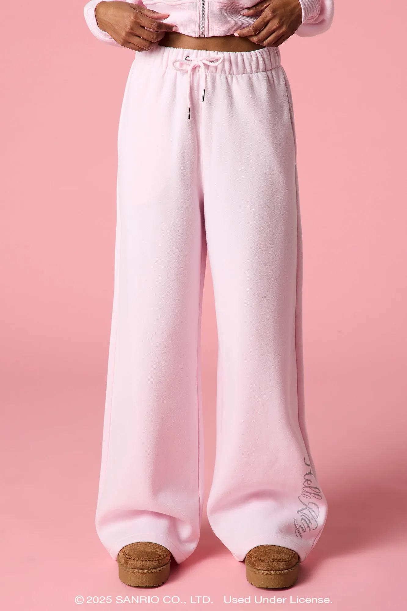 Hello Kitty® Glitter Graphic Wide Leg Sweatpant sold by Urban Planet product image thumbnail 5