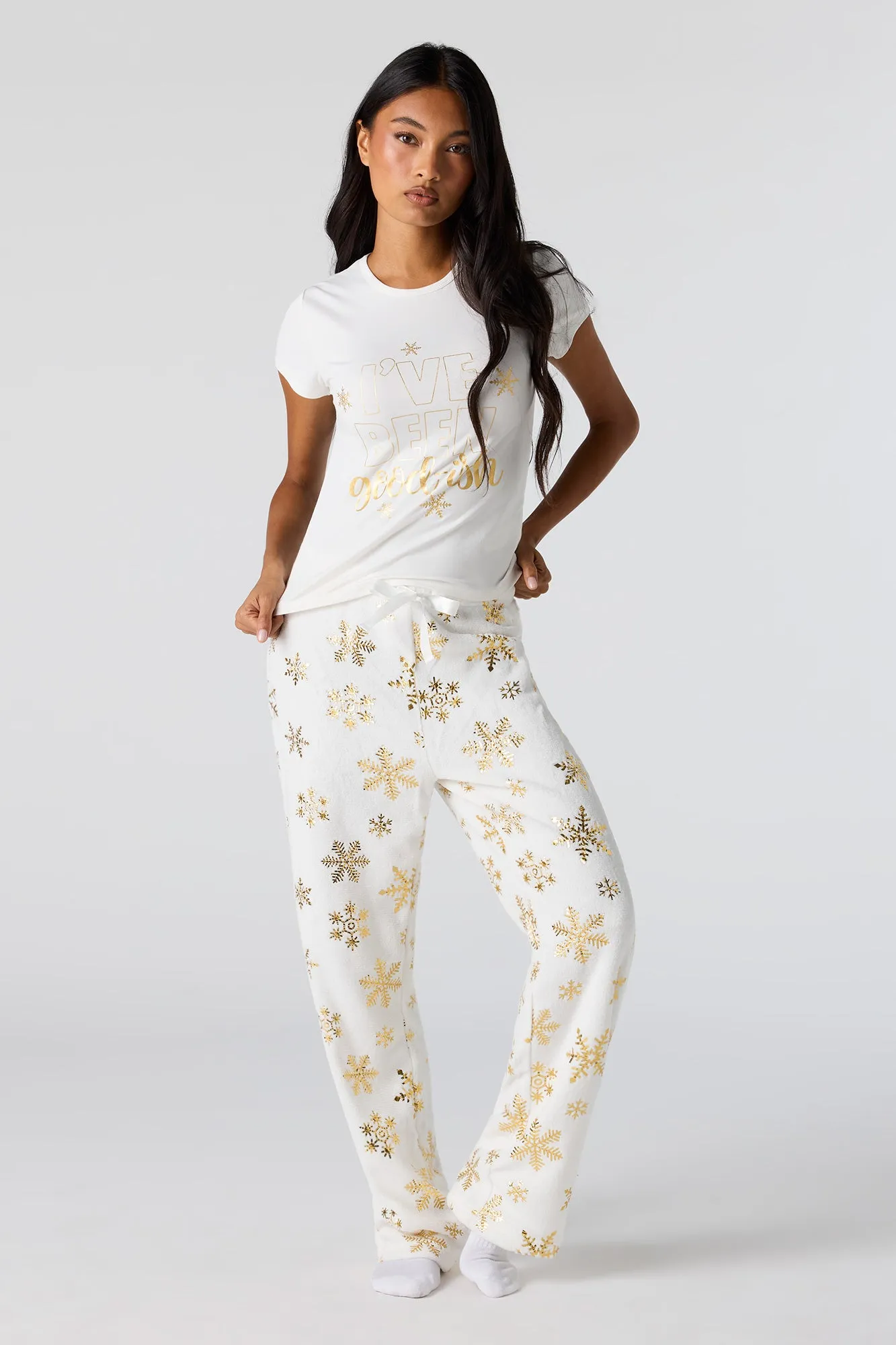 Christmas Graphic T-Shirt & Plush Pant Pajama Set sold by Urban Planet