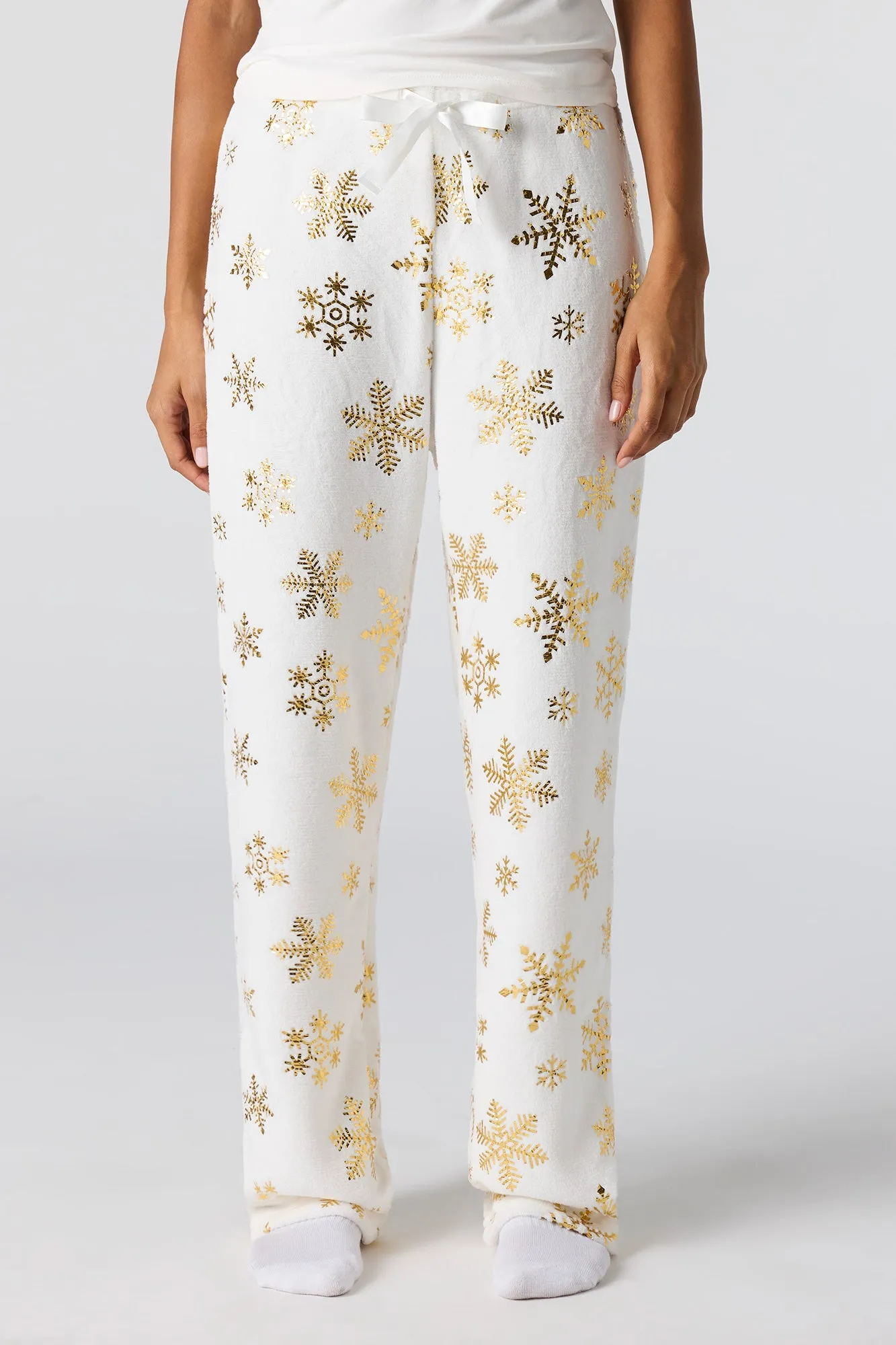 Christmas Graphic T-Shirt & Plush Pant Pajama Set sold by Urban Planet product image thumbnail 3