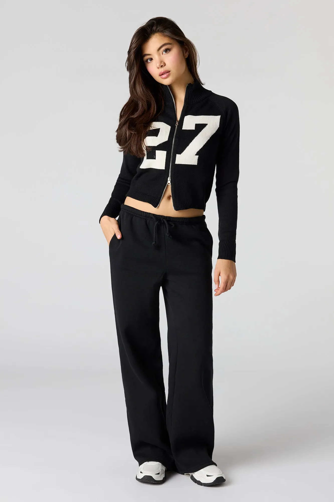 Fleece Low Rise Baggy Sweatpant sold by Urban Planet product image thumbnail 4