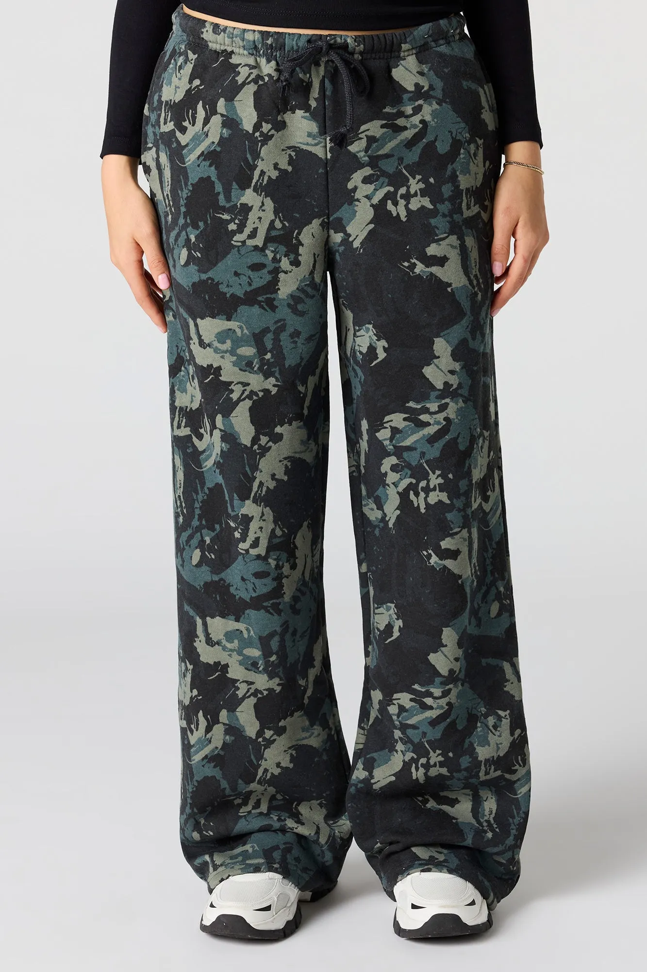 Fleece Low Rise Baggy Sweatpant sold by Urban Planet product image thumbnail 2
