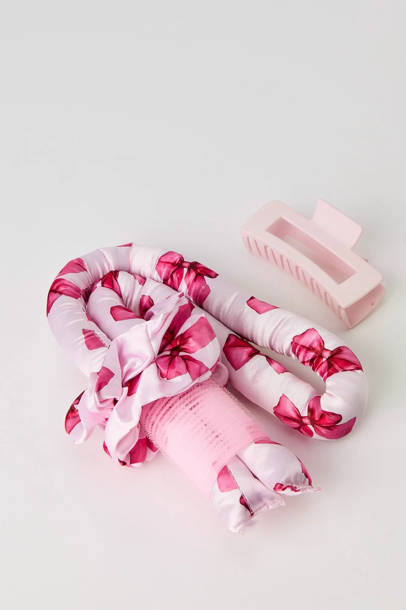 Heatless Hair Curler sold by Urban Planet