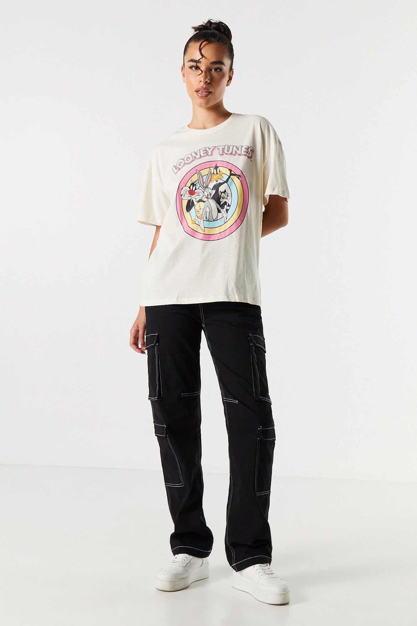 T-shirt de coupe garçonne à imprimé Looney Tunes sold by Urban Planet product image thumbnail 3