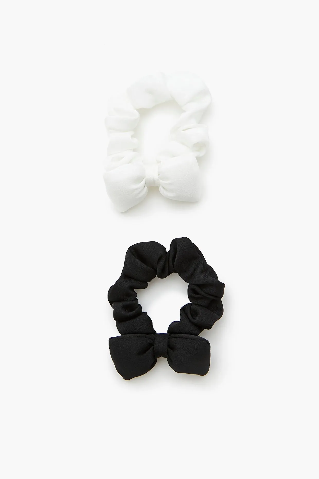 Bow Hair Scrunchie Set (2 Pcs) sold by Urban Planet product image thumbnail 3