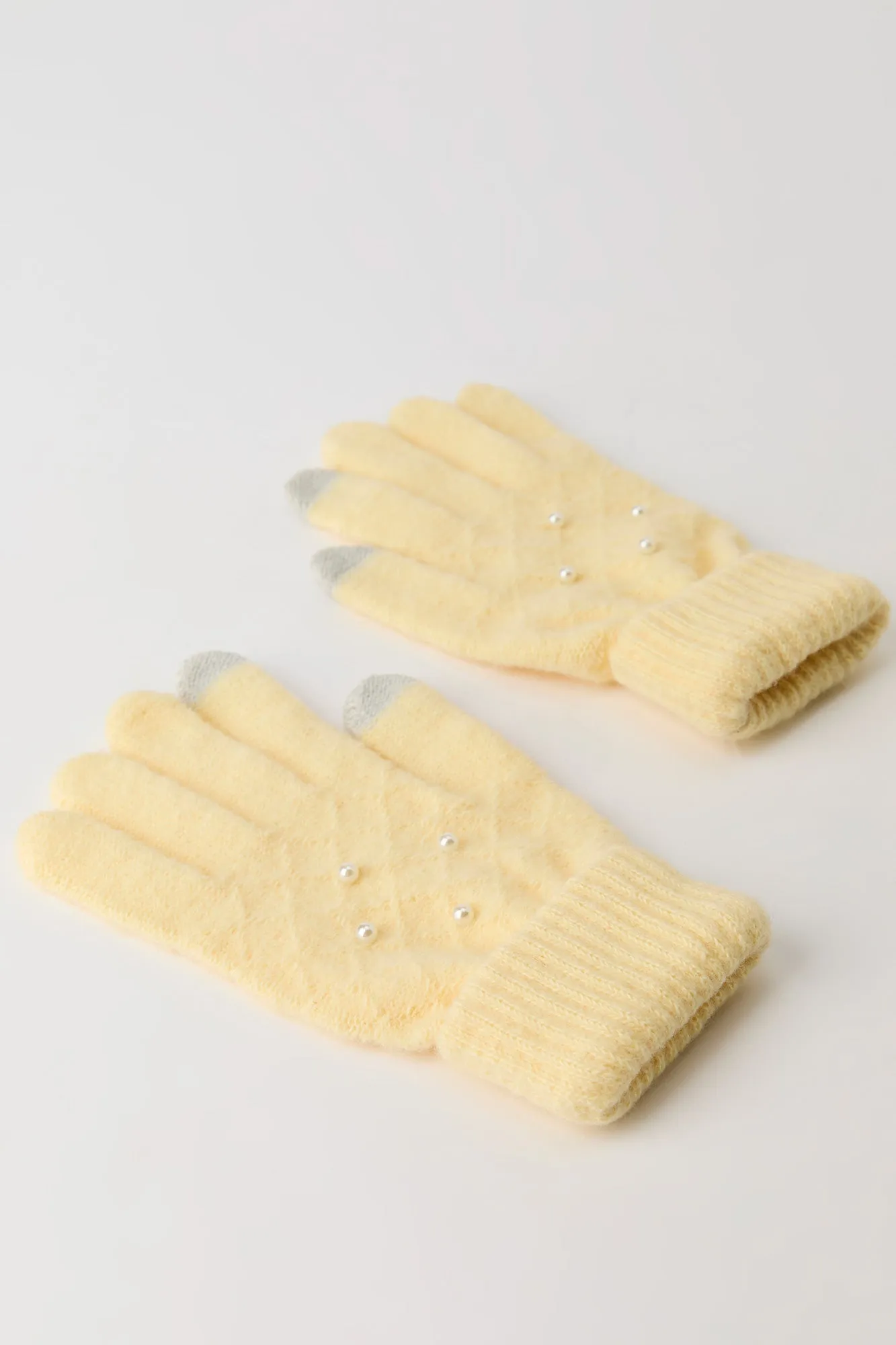 Faux Pearl Diamond Knit Beanie & Gloves Set (3 Pcs) sold by Urban Planet product image thumbnail 3