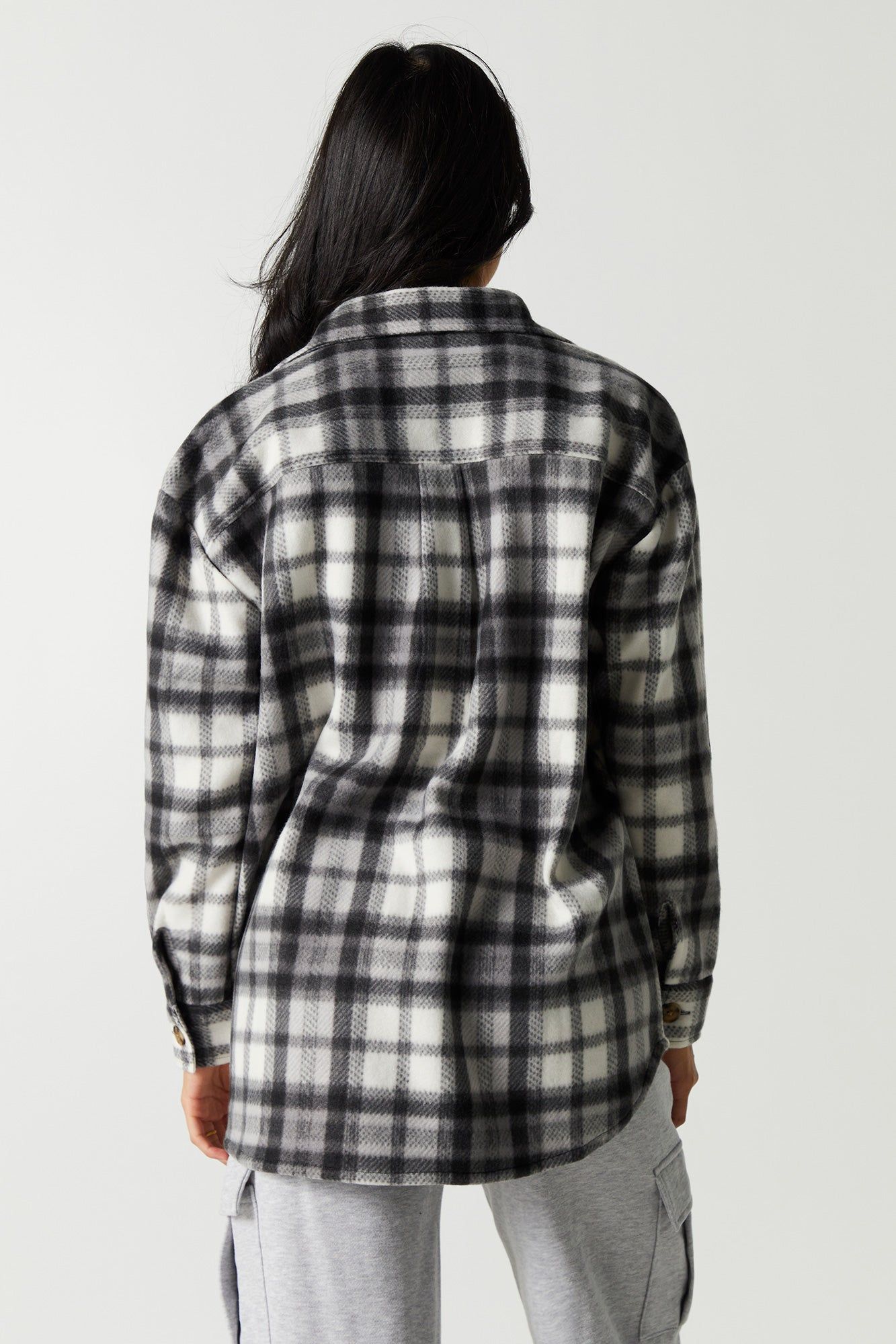 Haut boutonné en molleton à carreaux sold by Urban Planet product image thumbnail 5