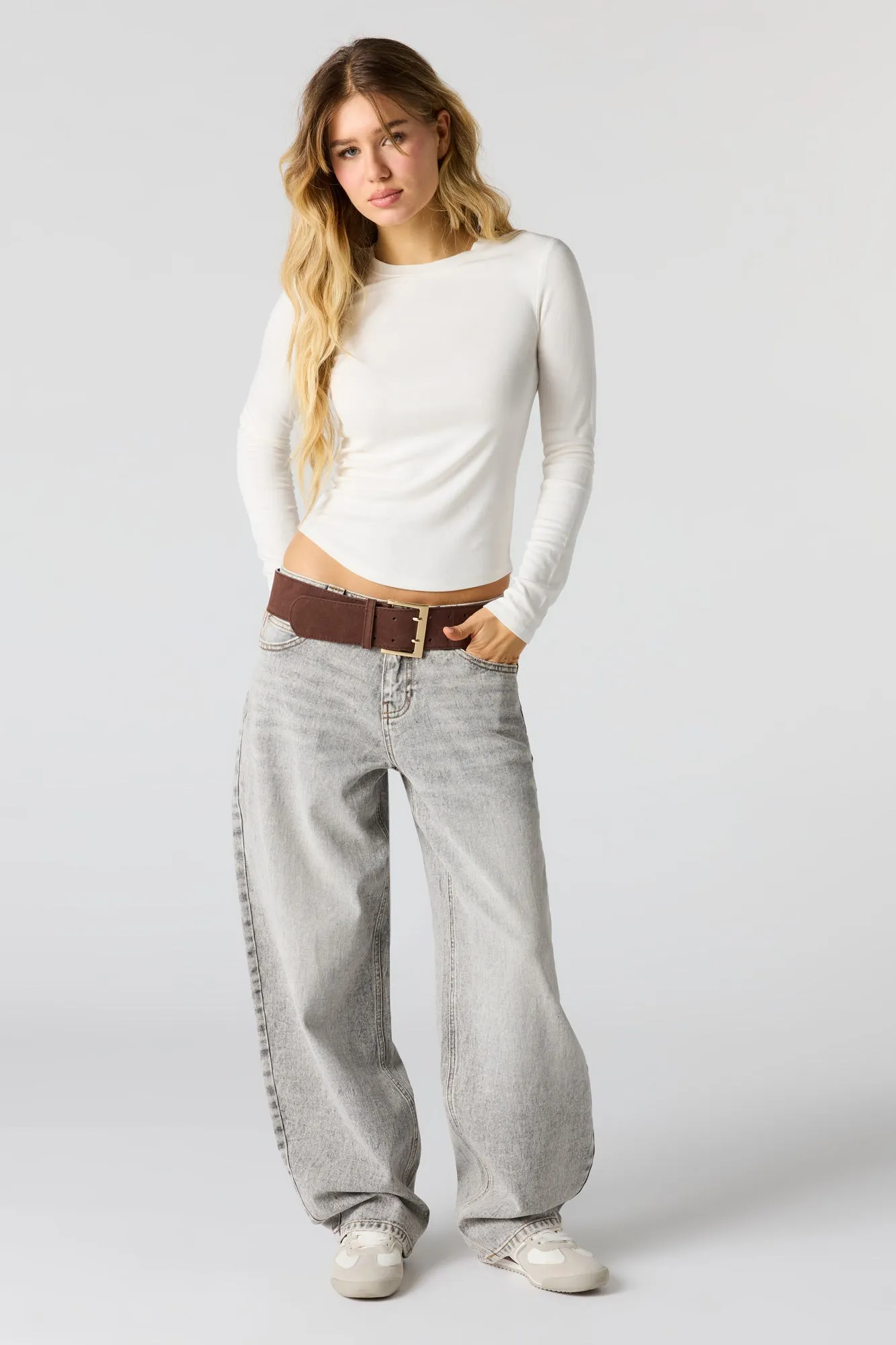 Low Rise Barrel Jean sold by Urban Planet product image thumbnail 4