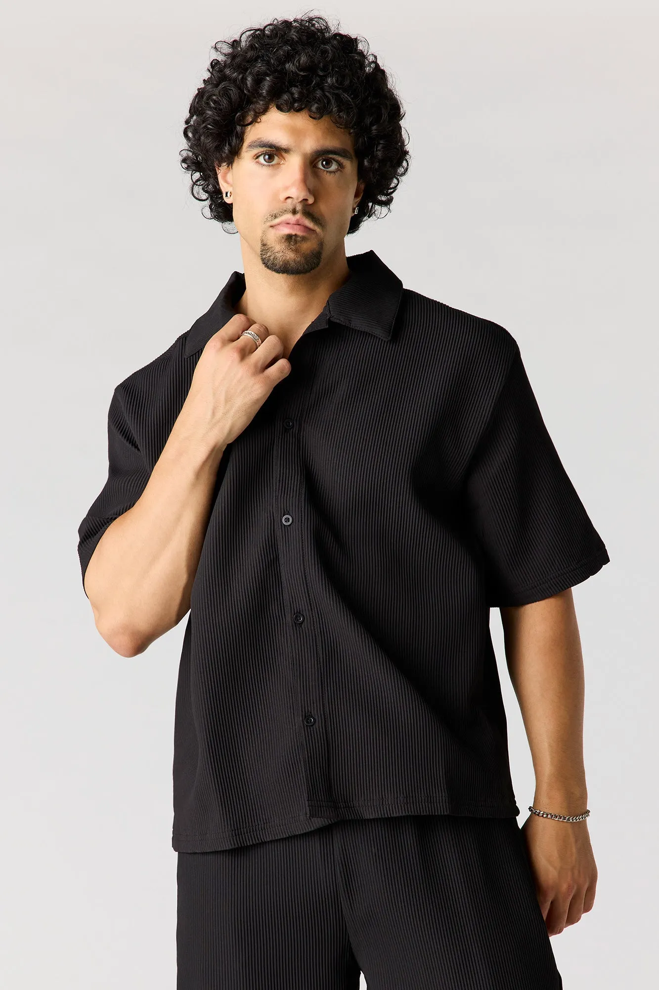 Textured Button-Up Collared Boxy Top sold by Urban Planet product image thumbnail 4
