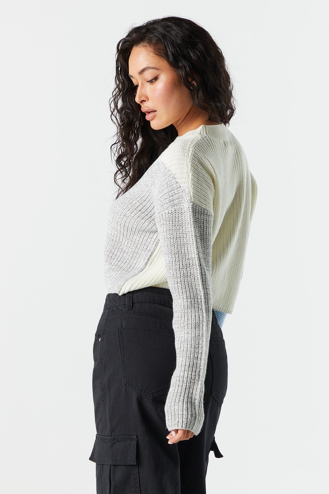 Chandail avec blocs de couleurs sold by Urban Planet product image thumbnail 11