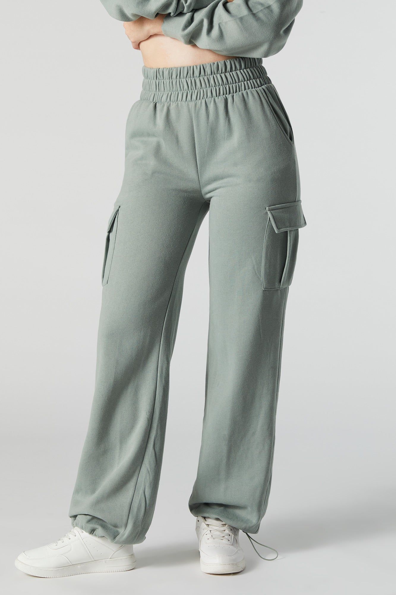 Jogger cargo à jambe large en molleton sold by Urban Planet product image thumbnail 2