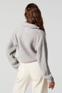Chandail en tricot avec quart de fermeture à glissière sold by Urban Planet