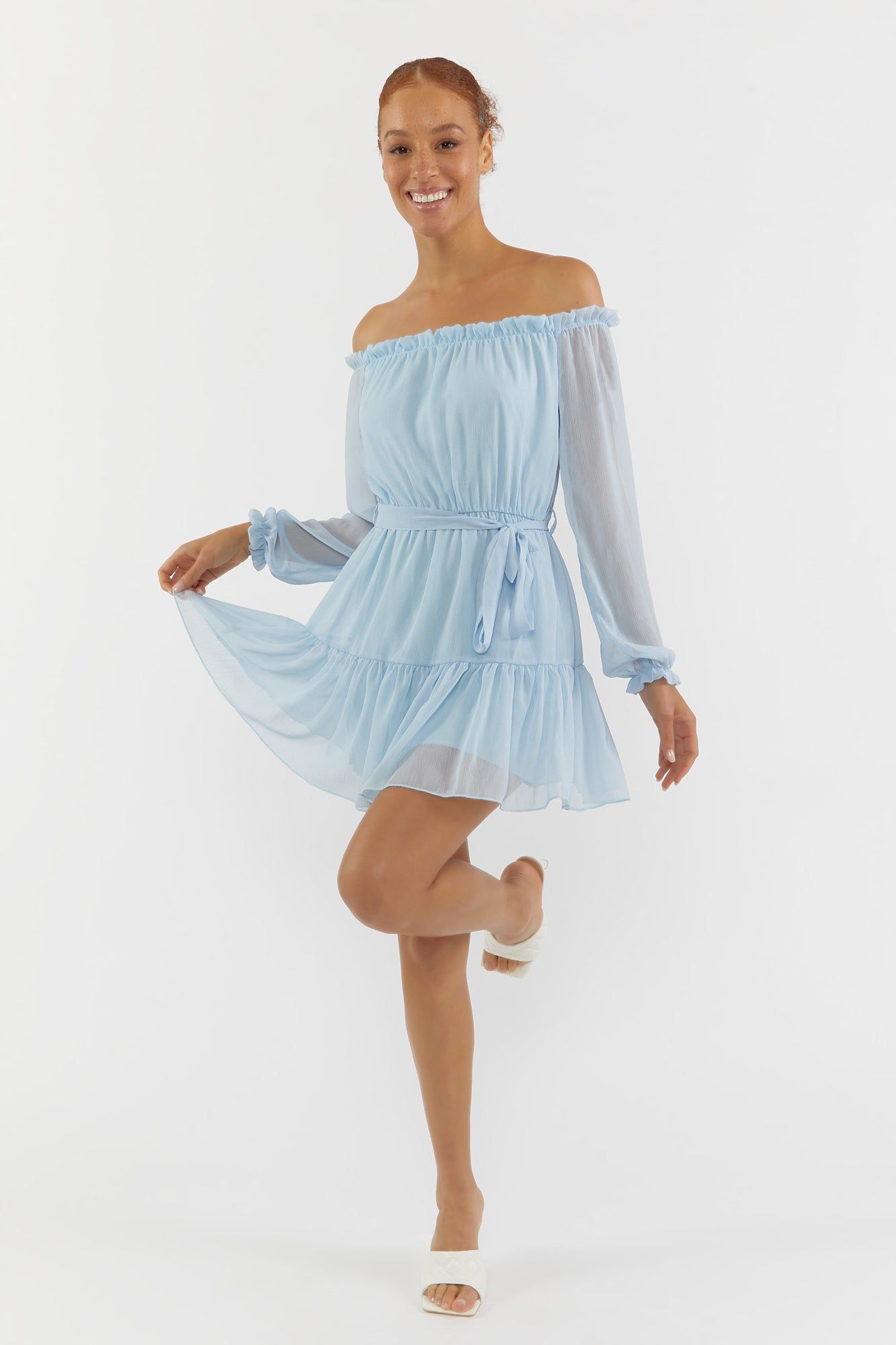 Minirobe à épaules dénudées en filet sold by Urban Planet product image thumbnail 4