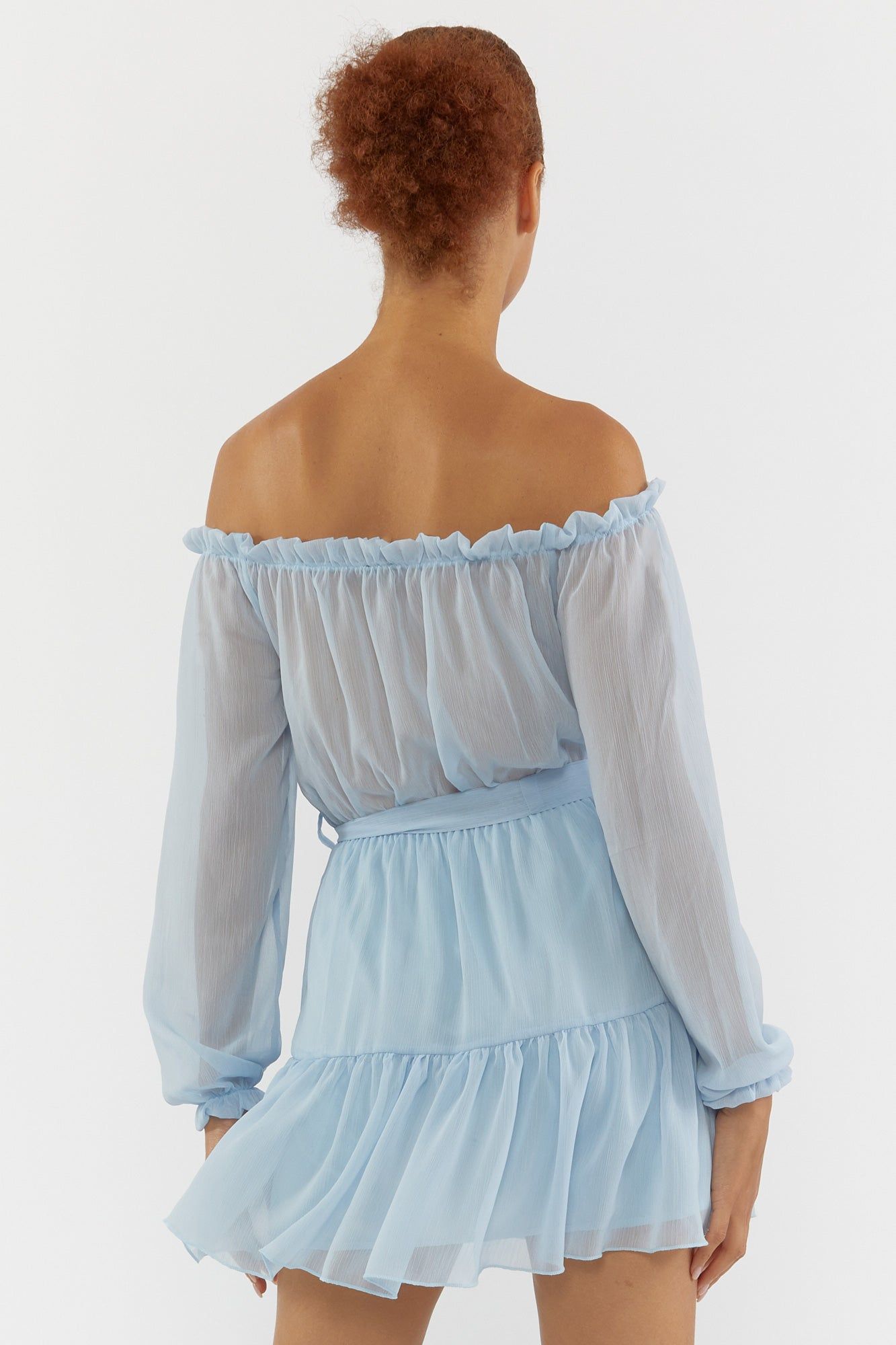 Minirobe à épaules dénudées en filet sold by Urban Planet product image thumbnail 2