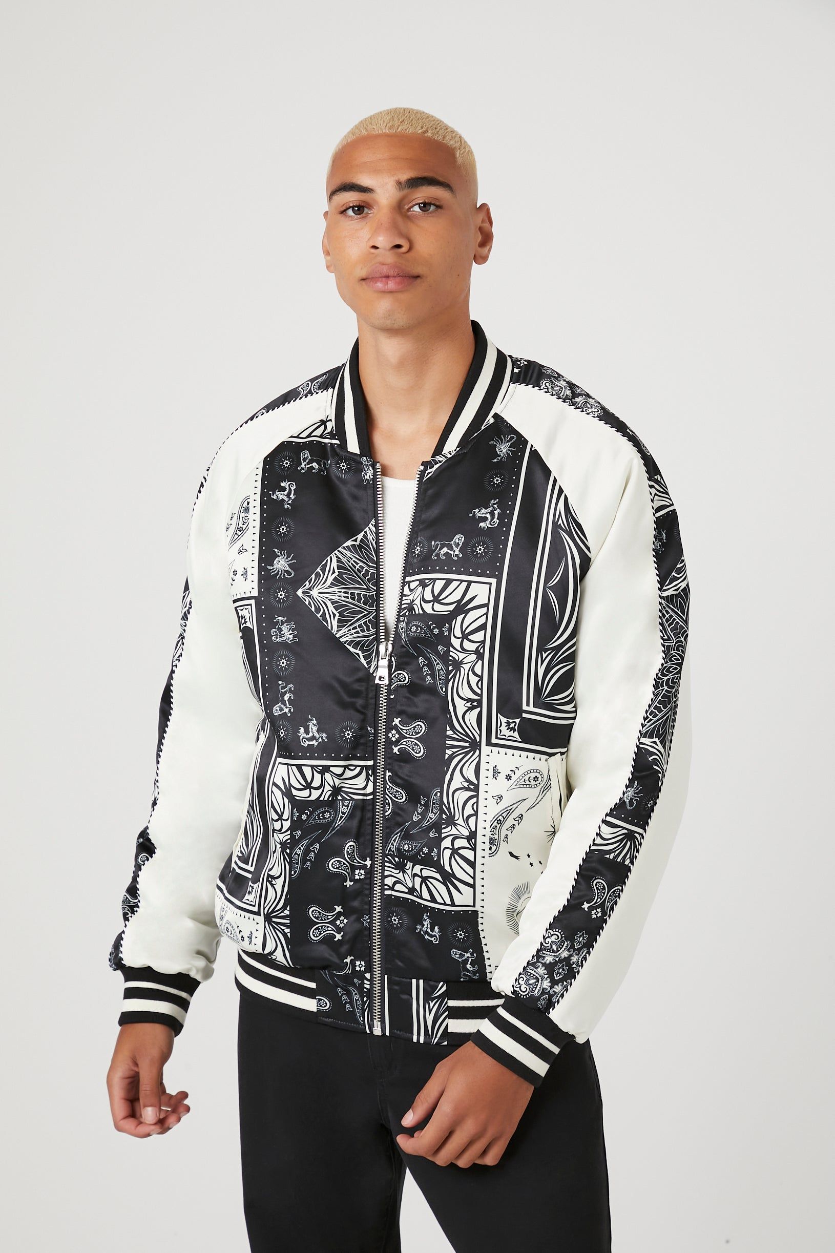 Blouson aviateur en satin avec motif cachemire et blocs de couleurs sold by Urban Planet