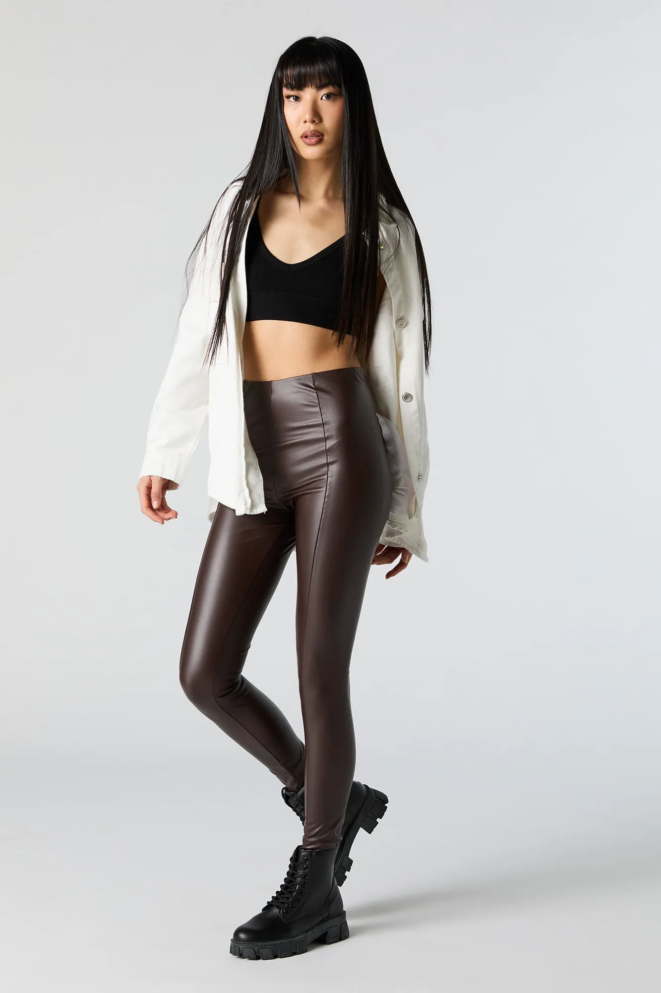 Legging à taille haute en similicuir sold by Urban Planet product image thumbnail 4