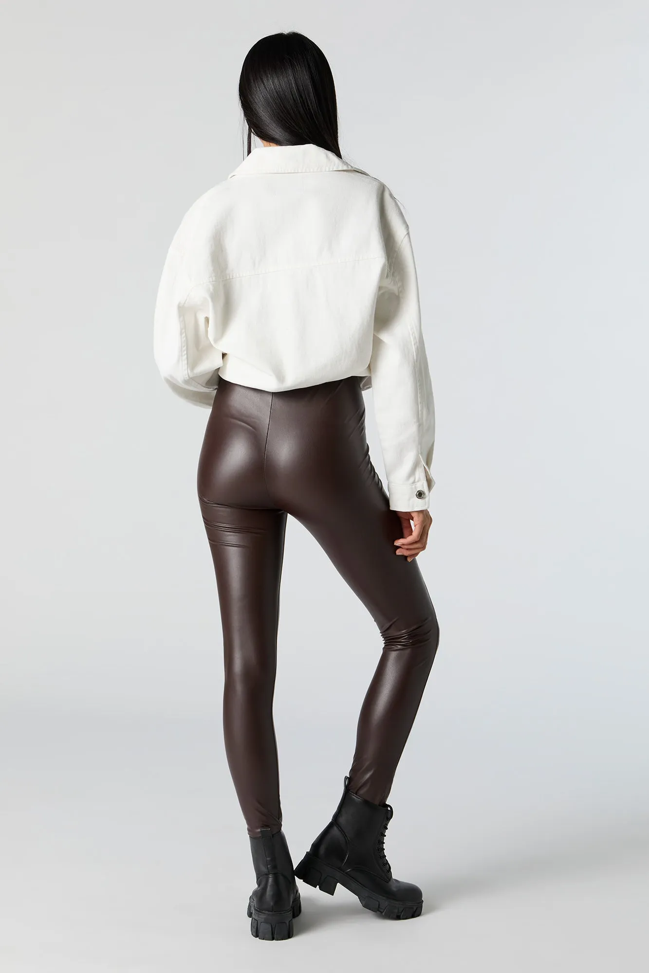 Legging à taille haute en similicuir sold by Urban Planet product image thumbnail 3