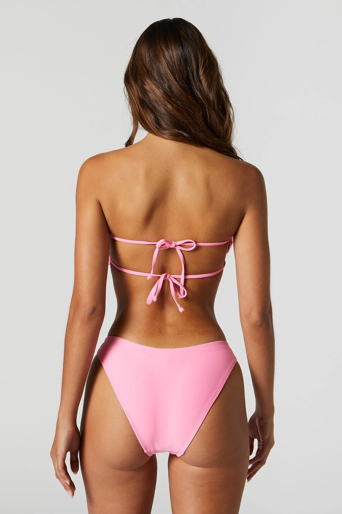 Bandeau de bikini volanté rose pale sold by Urban Planet product image thumbnail 3