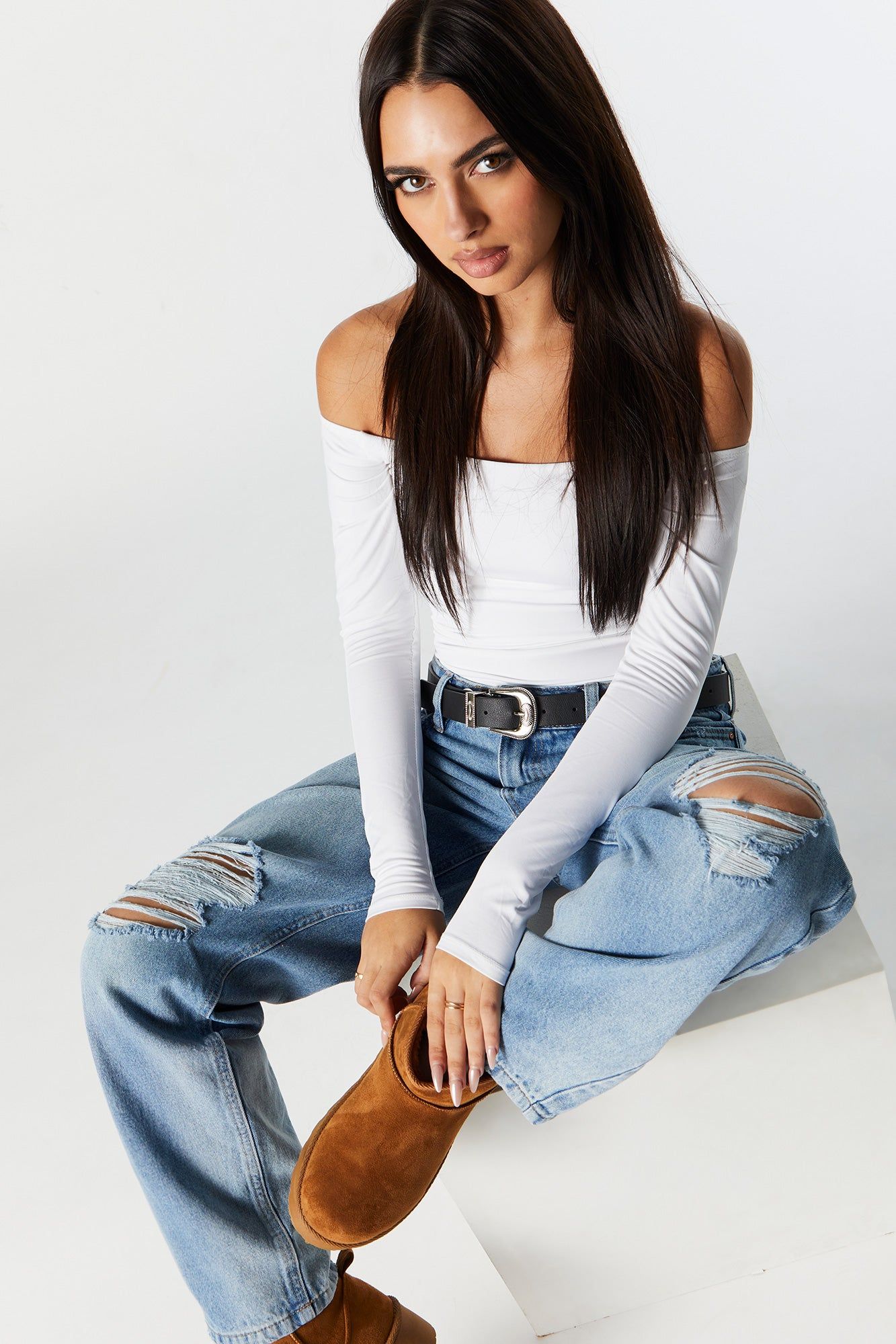 Jean droit d'aspect usé délavé moyen à taille haute sold by Urban Planet product image thumbnail 4